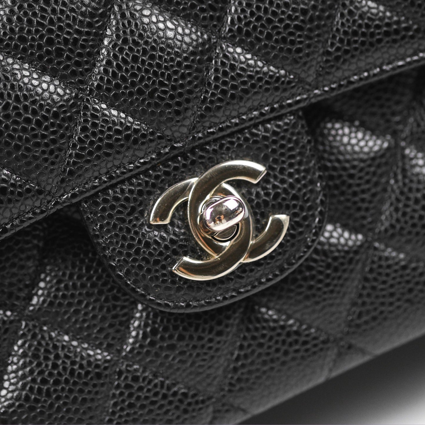 Chanel Classic M/L Medium Flap Quilted Black Caviar Silver Hardware