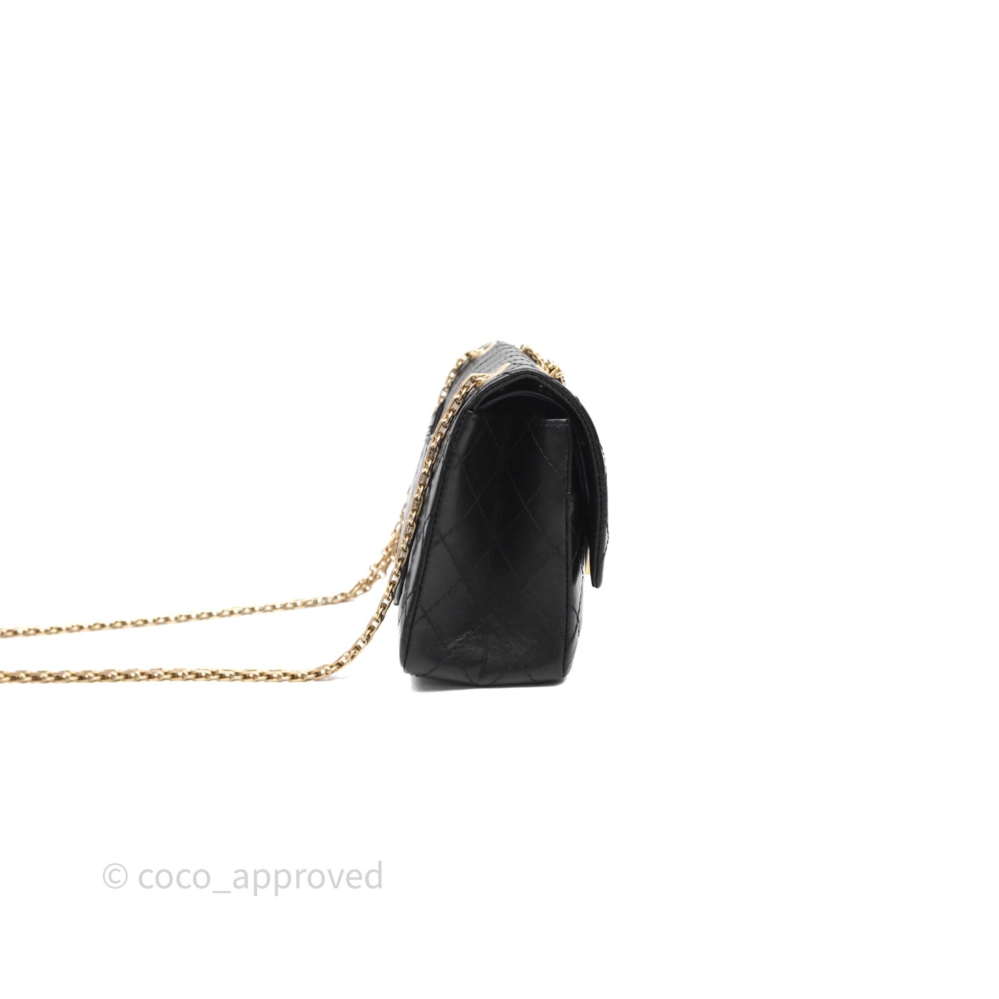 Chanel Reissue 225 Quilted Aged Calfskin Black Aged Gold Hardware