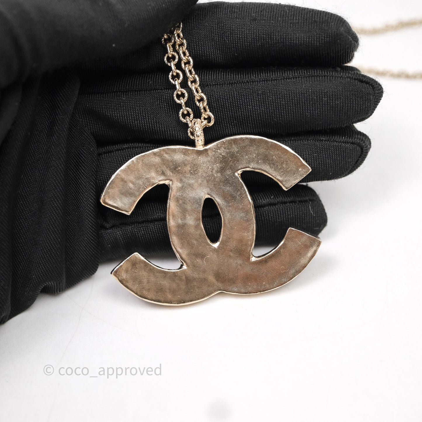 Chanel Large CC Necklace Burgundy/Grey Enamel Gold Tone 17A