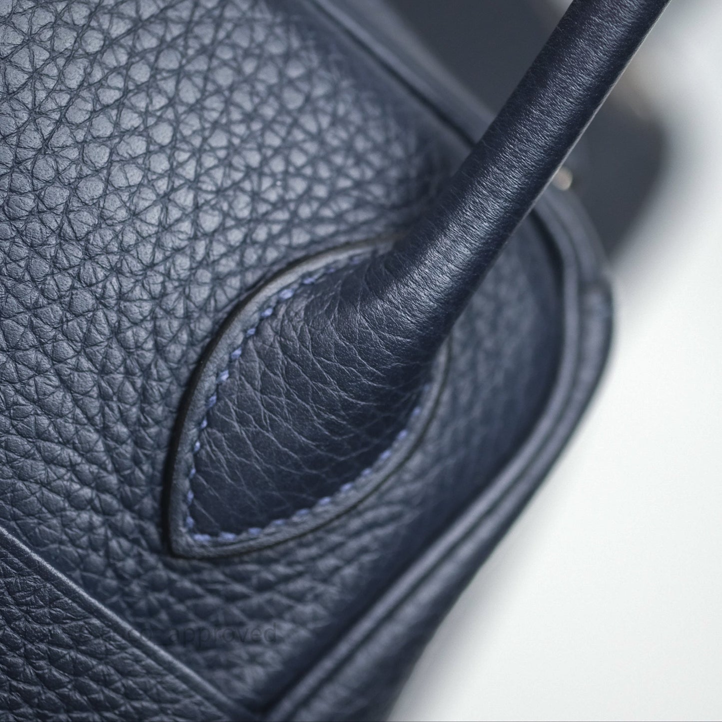 Hermès Lindy 26 Bleu Nuit 2Z Clemence Palladium Hardware