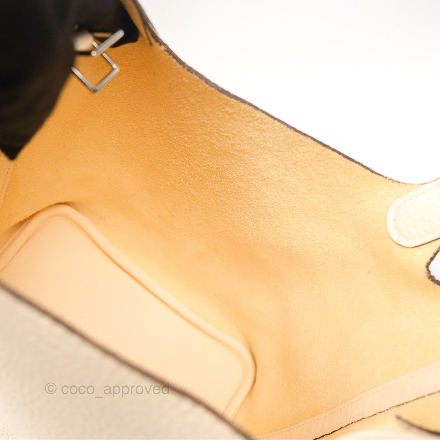 Hermès Picotin Lock 18 Nata I2 Taurillon Clemence Palladium Hardware