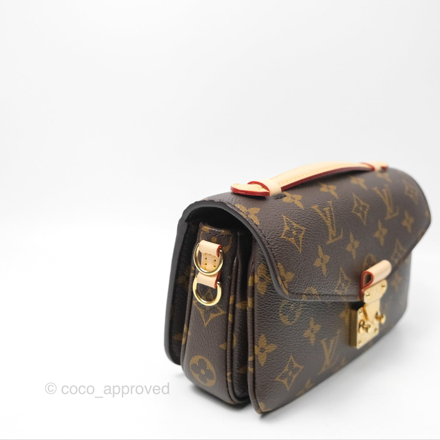 Louis Vuitton Pochette Métis East West Monogram Canvas