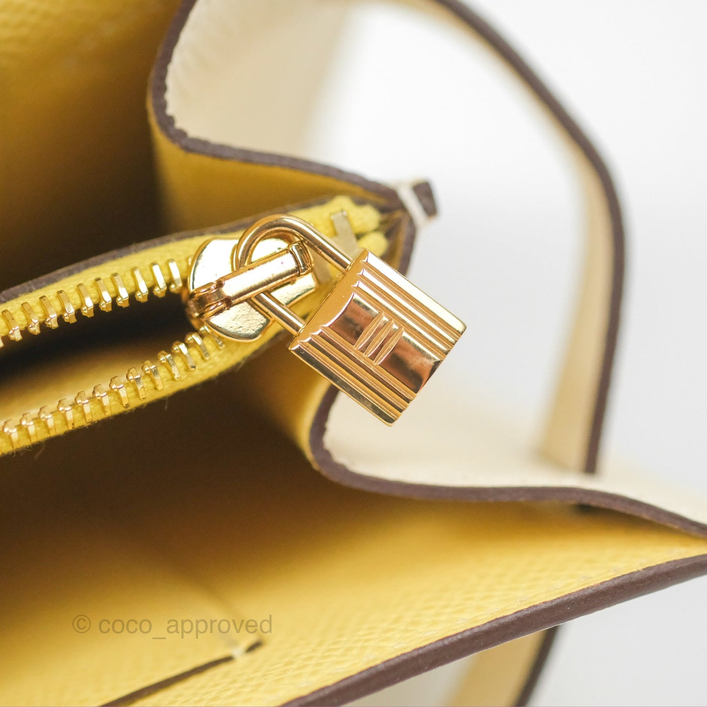 Hermès Kelly To Go Wallet Nata / Jaune Poussin Epsom Gold Hardware