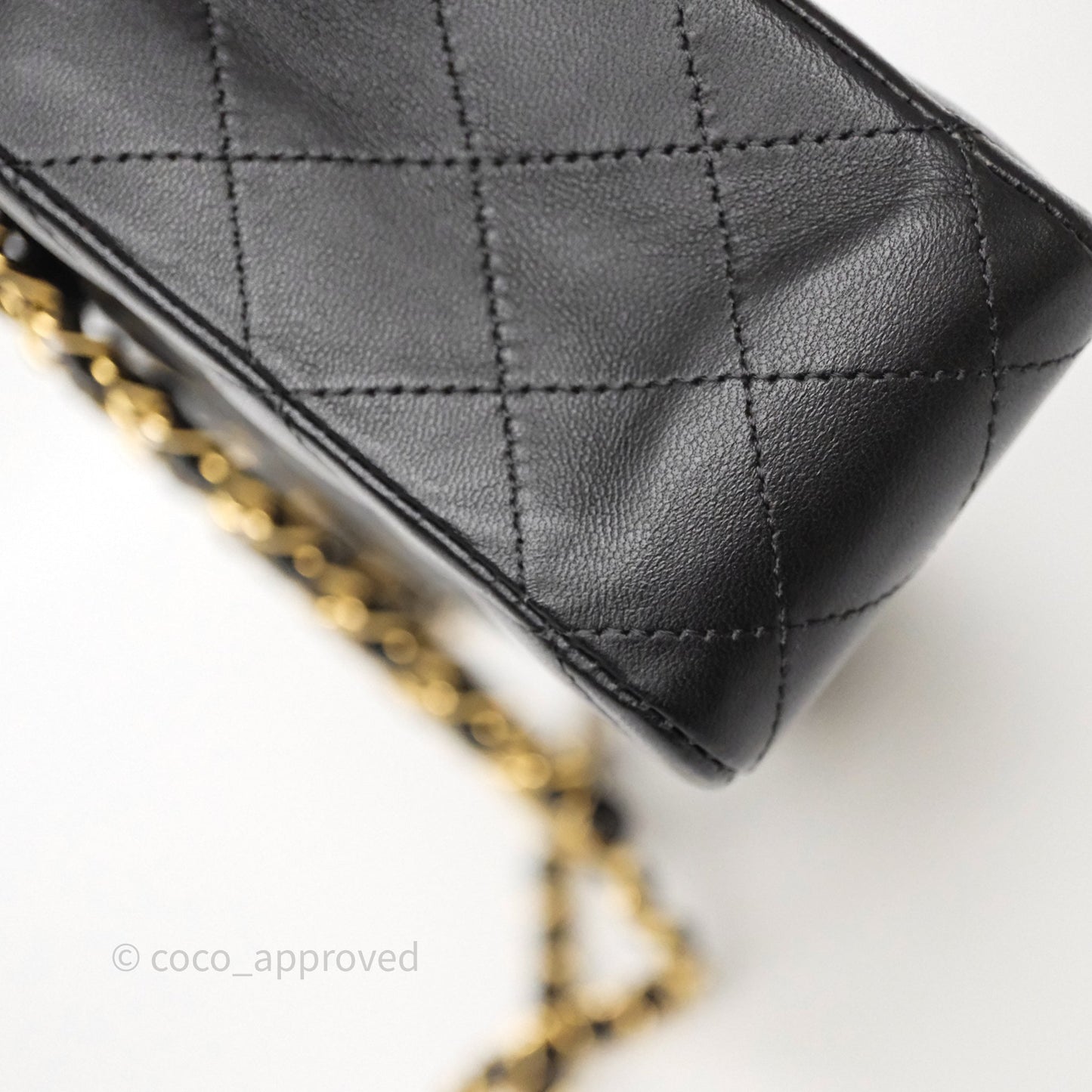 Chanel Classic M/L Medium Flap Quilted Black Lambskin Gold Hardware