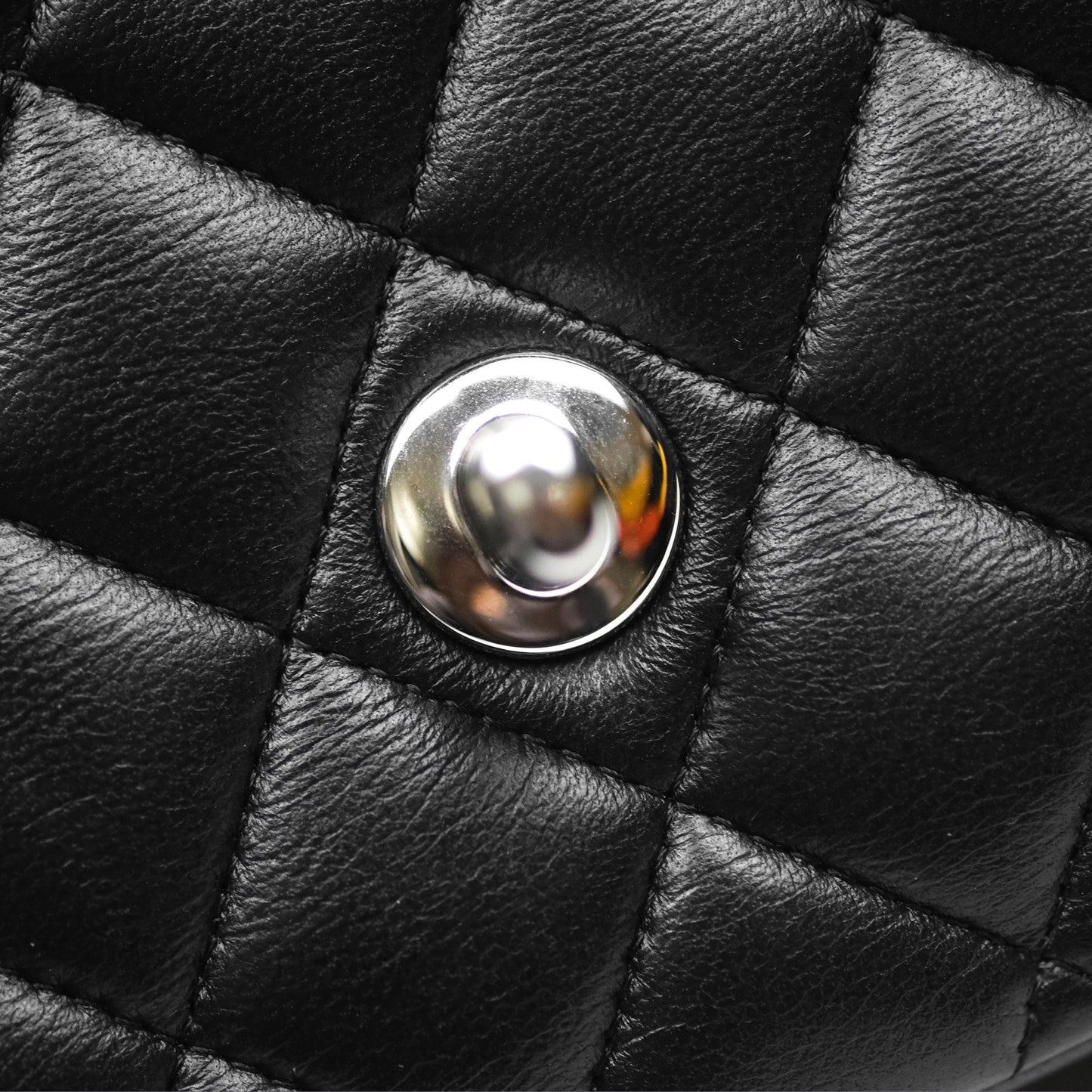 Chanel Classic M/L Medium Flap Quilted Black Lambskin Silver Hardware