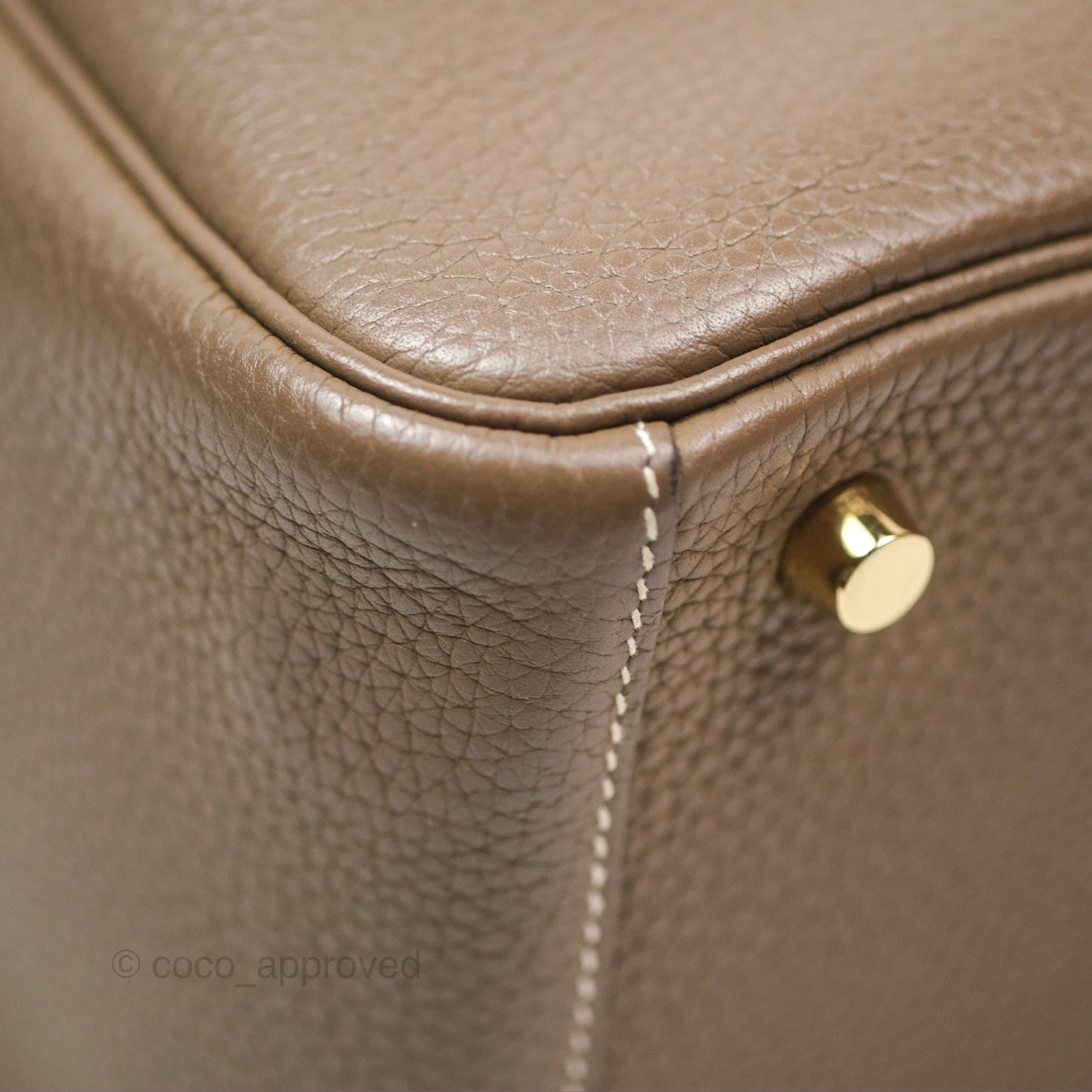 Hermès Lindy 26 Etoupe 18 Taurillion Clemence Gold Hardware