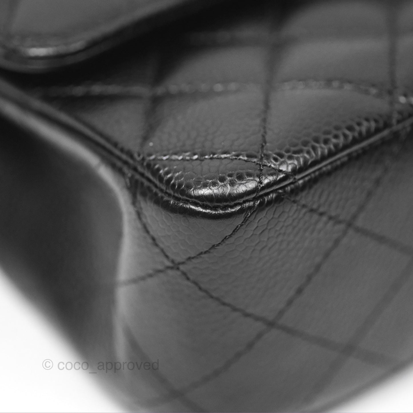 Chanel Classic M/L Medium Flap Quilted Black Caviar Gold Hardware