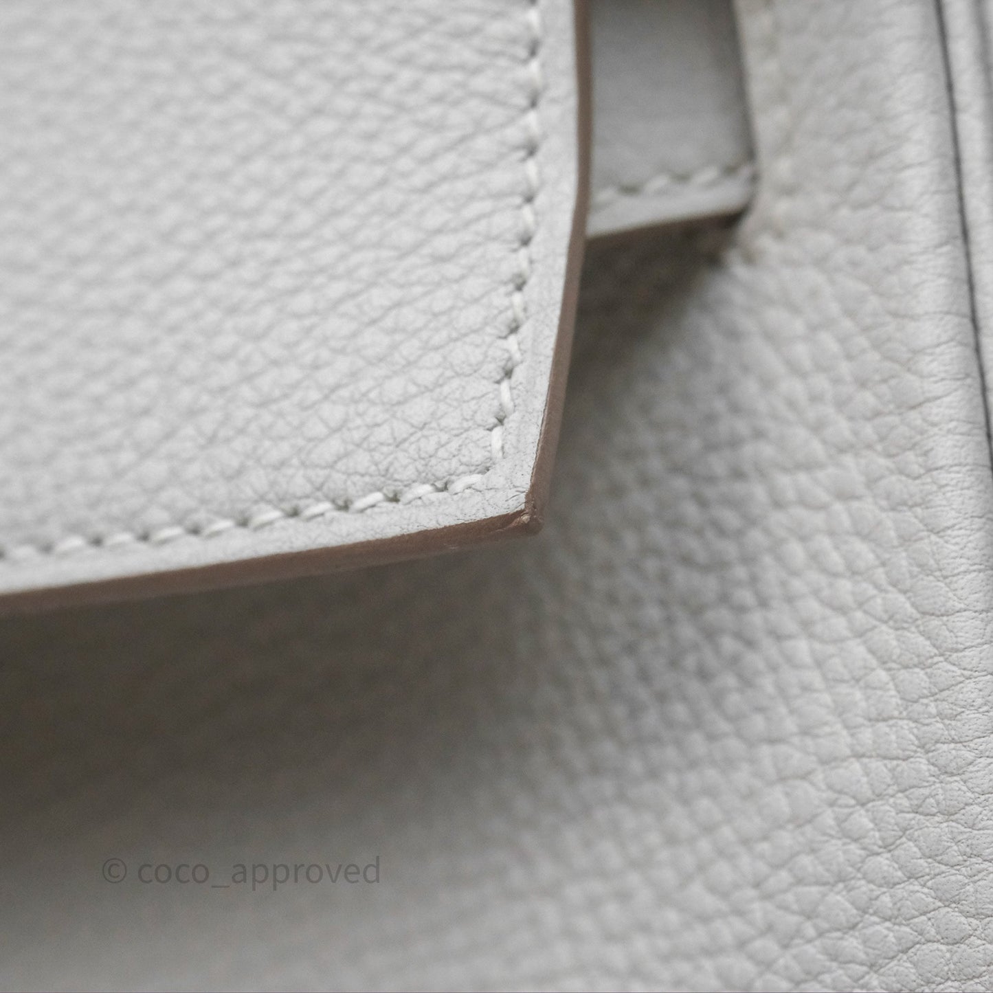 Hermès Kelly II 28 Retourne Gris Pale M4 Togo Gold Hardware