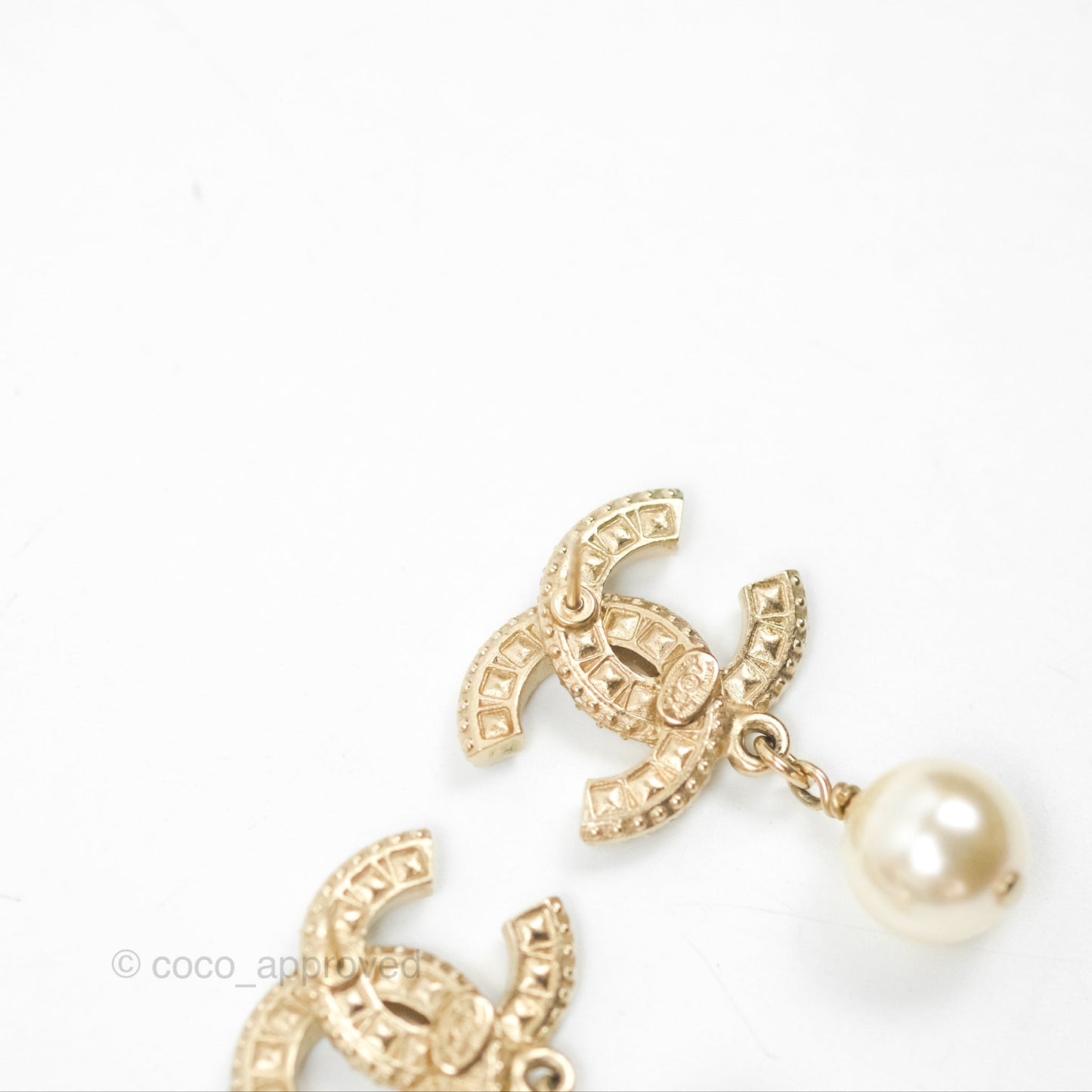 Chanel Crystal CC Pearl Drop Earrings Gold Tone 19V