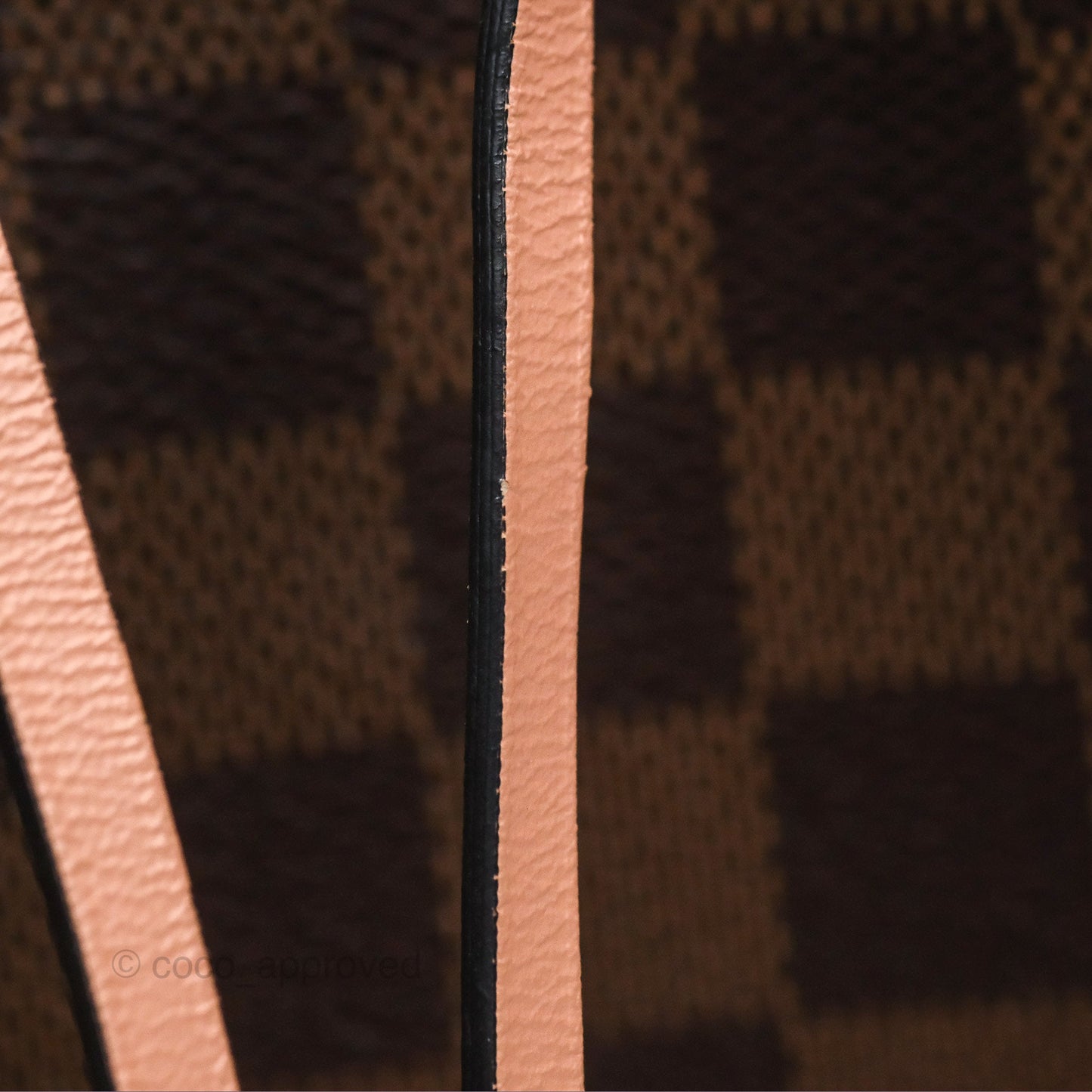 Louis Vuitton Neonoe Bucket Bag MM Monogram Canvas Rose Poudre