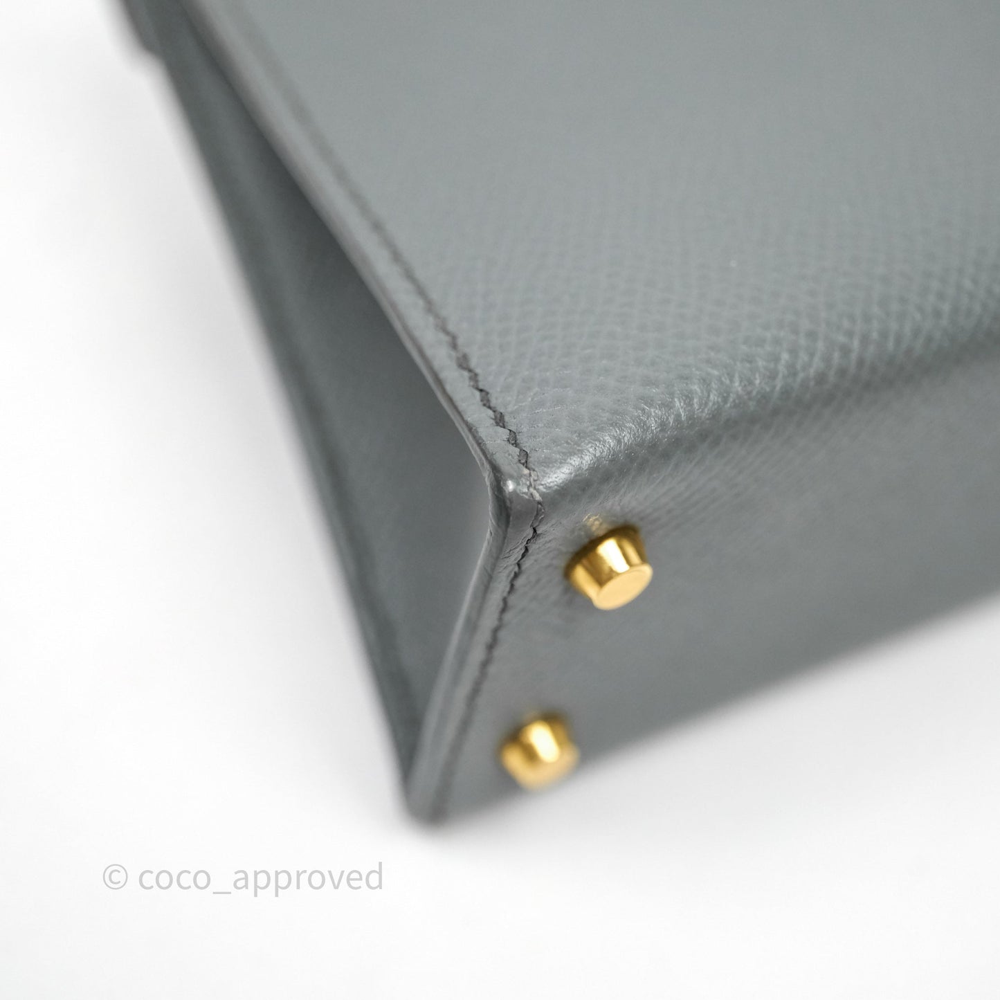 Hermès Mini Kelly Vert Amande 63 Epsom Gold Hardware
