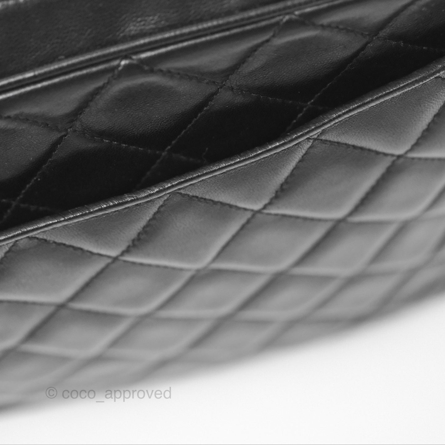 Chanel Vintage Quilted Shoulder Bag Black Lambskin Gold Hardware