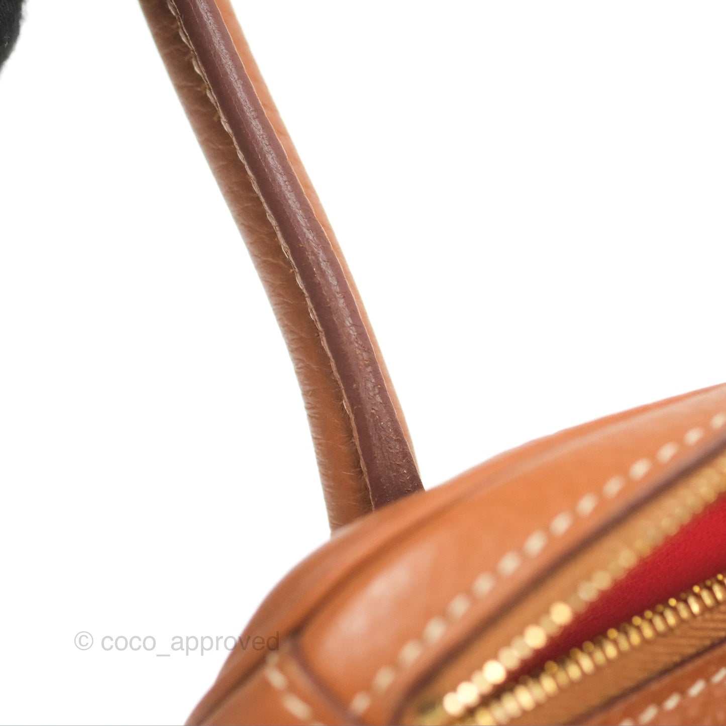 Hermès Lindy 26 Gold Taurillon Clemence Gold Hardware