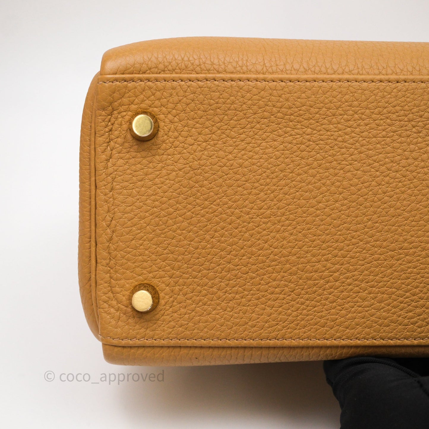 Hermès Kelly 28 Biscuit 4B Togo Gold Hardware