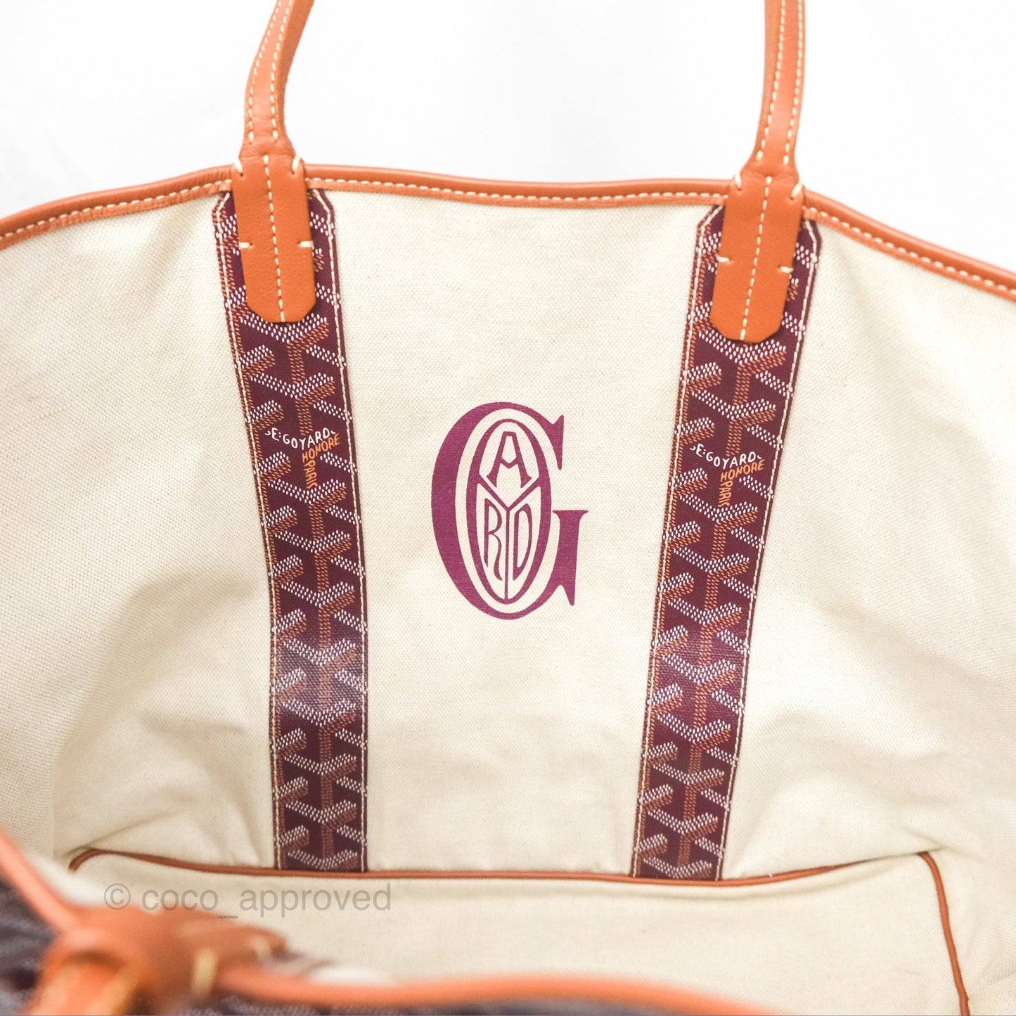 Goyard St Louis Pertuis Tote PM ⁣⁣⁣⁣⁣⁣⁣⁣⁣⁣⁣⁣⁣⁣⁣⁣⁣⁣⁣⁣Burgundy