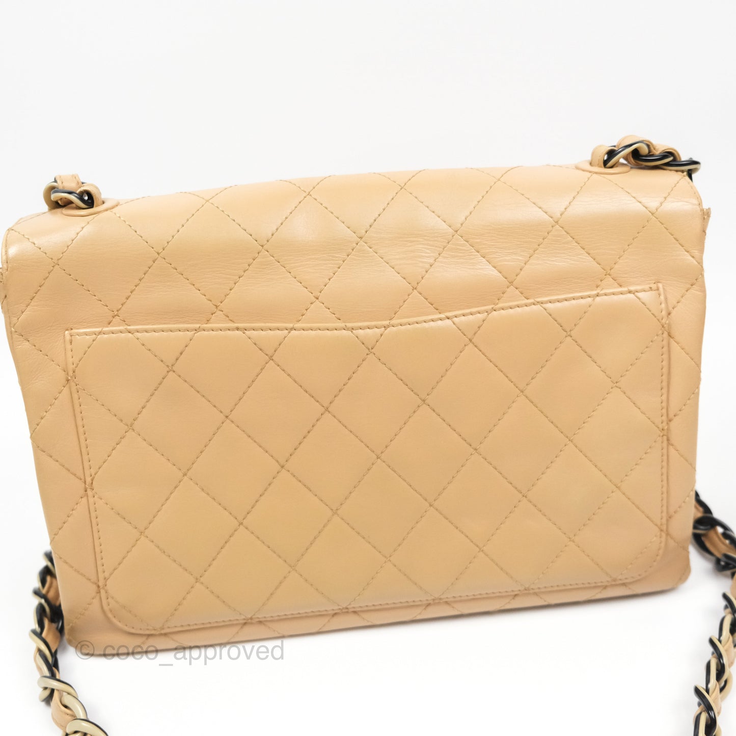 Chanel Vintage Jumbo Beige Flap Bag Lambskin Enamel Hardware