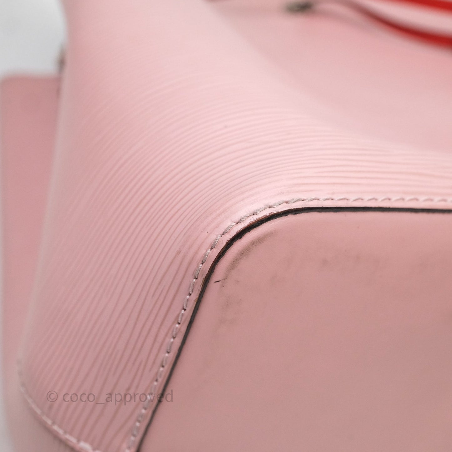 Louis Vuitton Neonoe MM Pink Epi