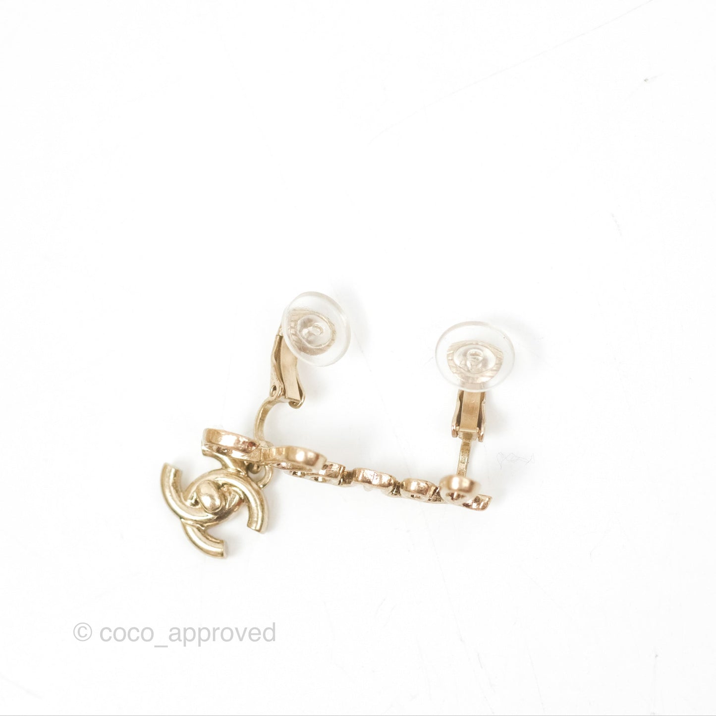Chanel Logo CC Turnlock Ear Clips Gold Tone 21P
