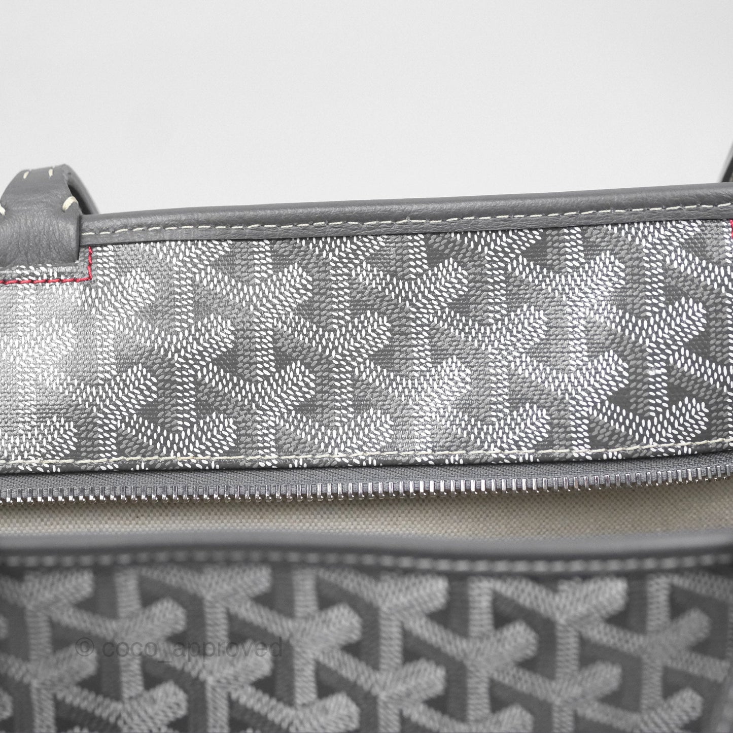Goyard St Artois Tote MM ⁣⁣⁣⁣⁣⁣⁣⁣⁣⁣⁣⁣⁣⁣⁣⁣⁣⁣⁣⁣Grey Canvas