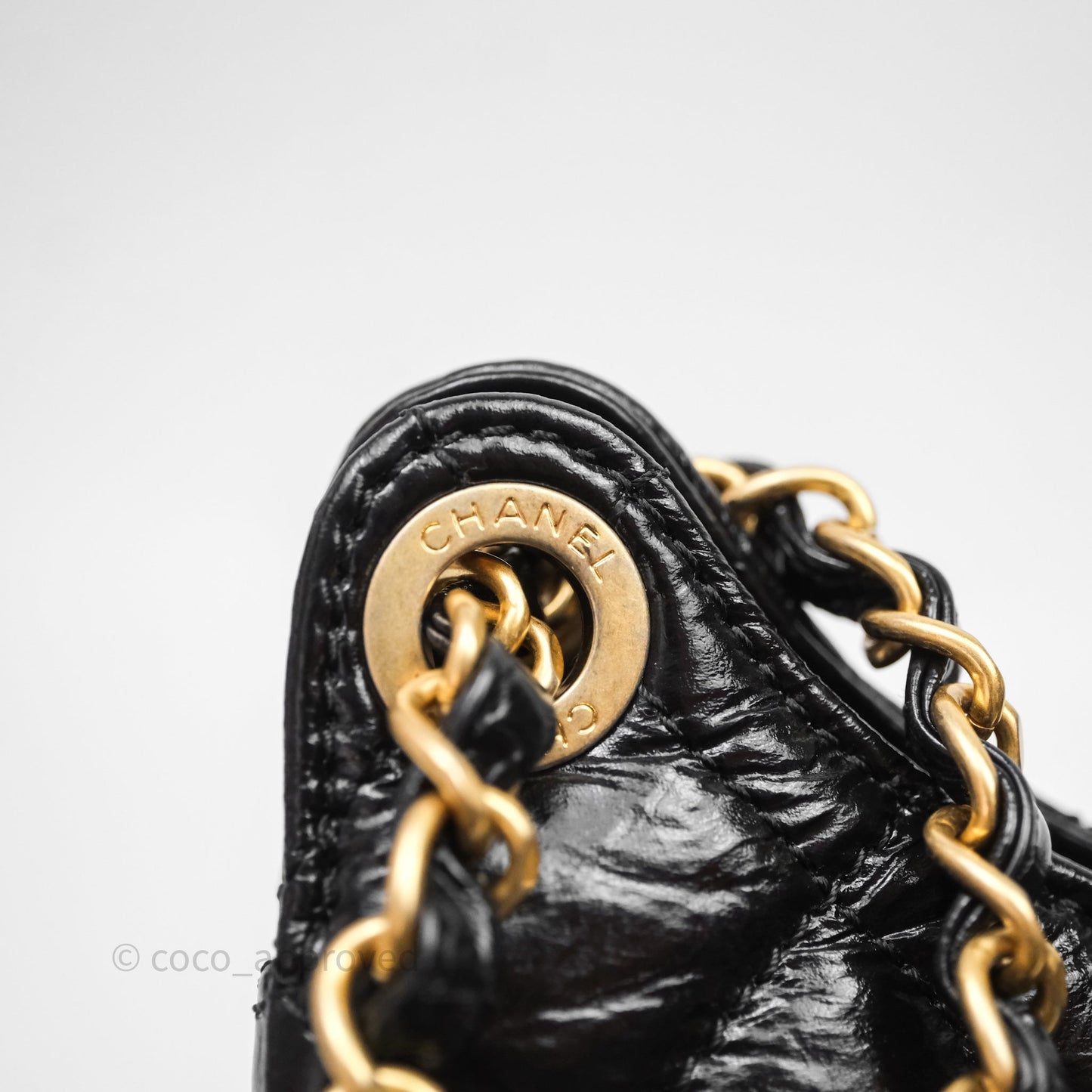 Chanel Medium Quilted Wavy CC Hobo Black Shiny Crumpled Calfskin Aged Gold Hardware
