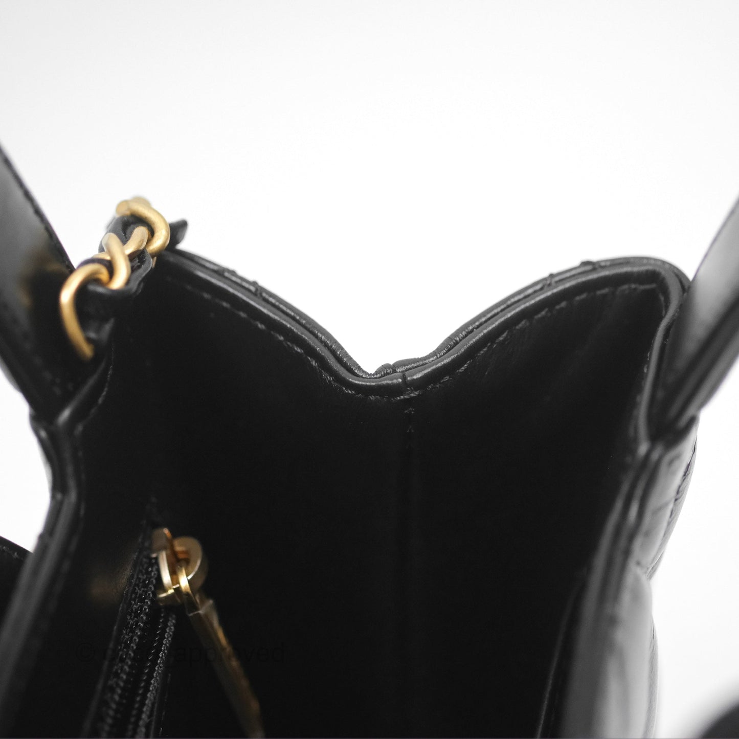 Chanel Kelly Bag Quilted Black Shiny Calfskin Aged Gold Hardware