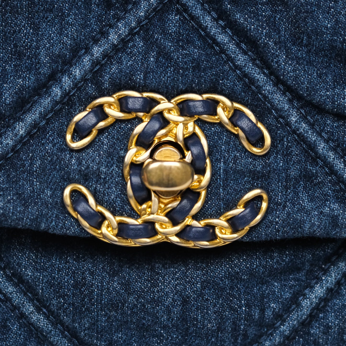 Chanel 19 Medium Dark Denim Mixed Hardware