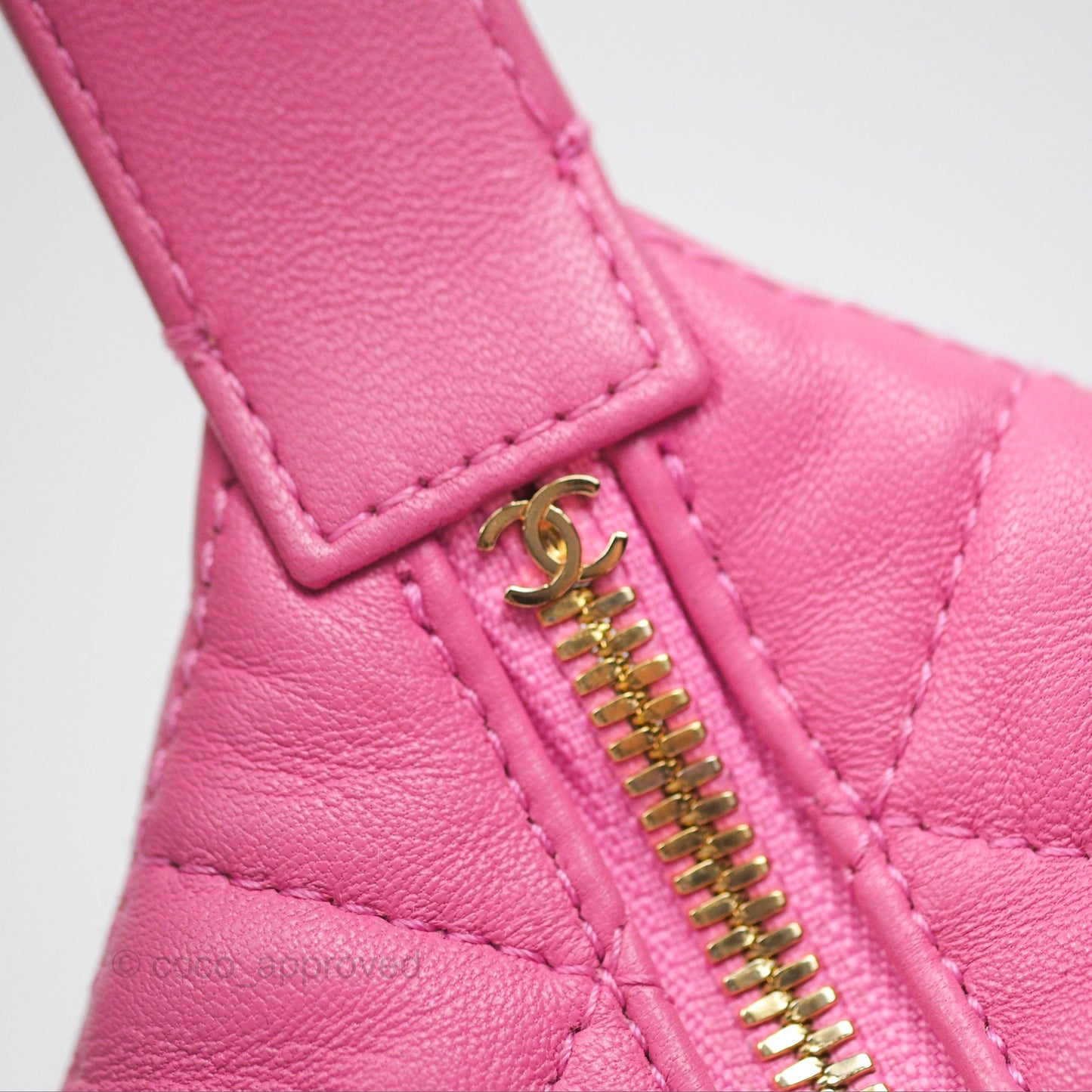 Chanel Quilted Small Perfect Meeting Hobo Pink Lambskin Aged Gold Hardware