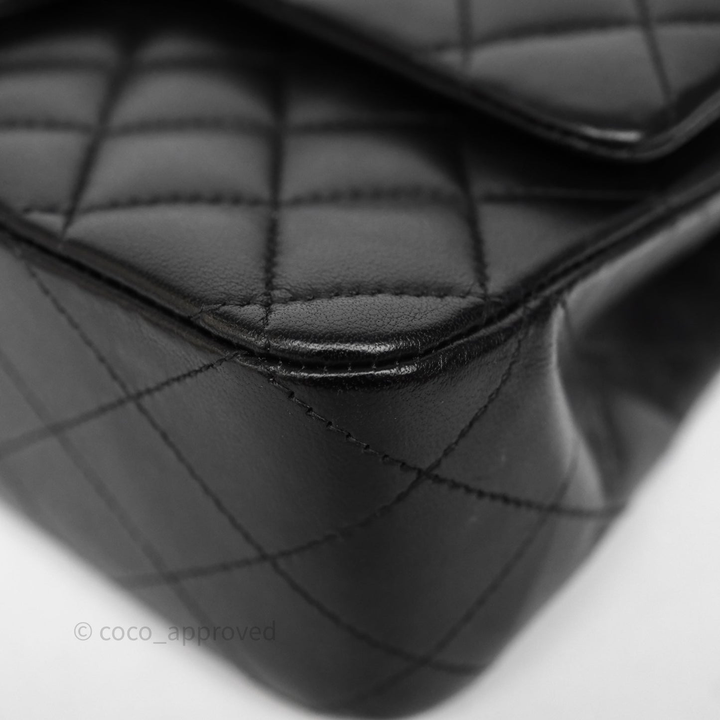 Chanel Quilted Classic M/L Medium Flap  Black Lambskin Gold Hardware