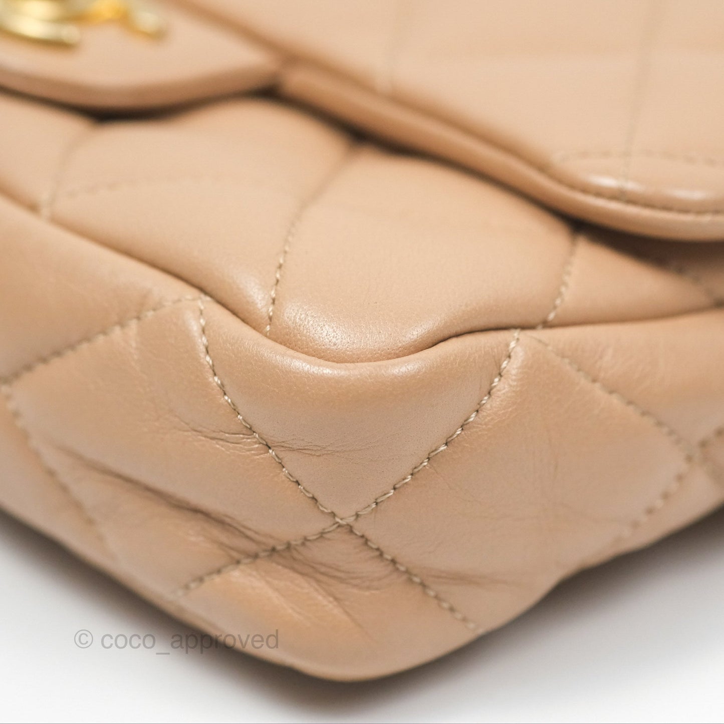 Chanel Small Chunky Chain Flap Bag Lambskin Beige Aged Gold Hardware 22S
