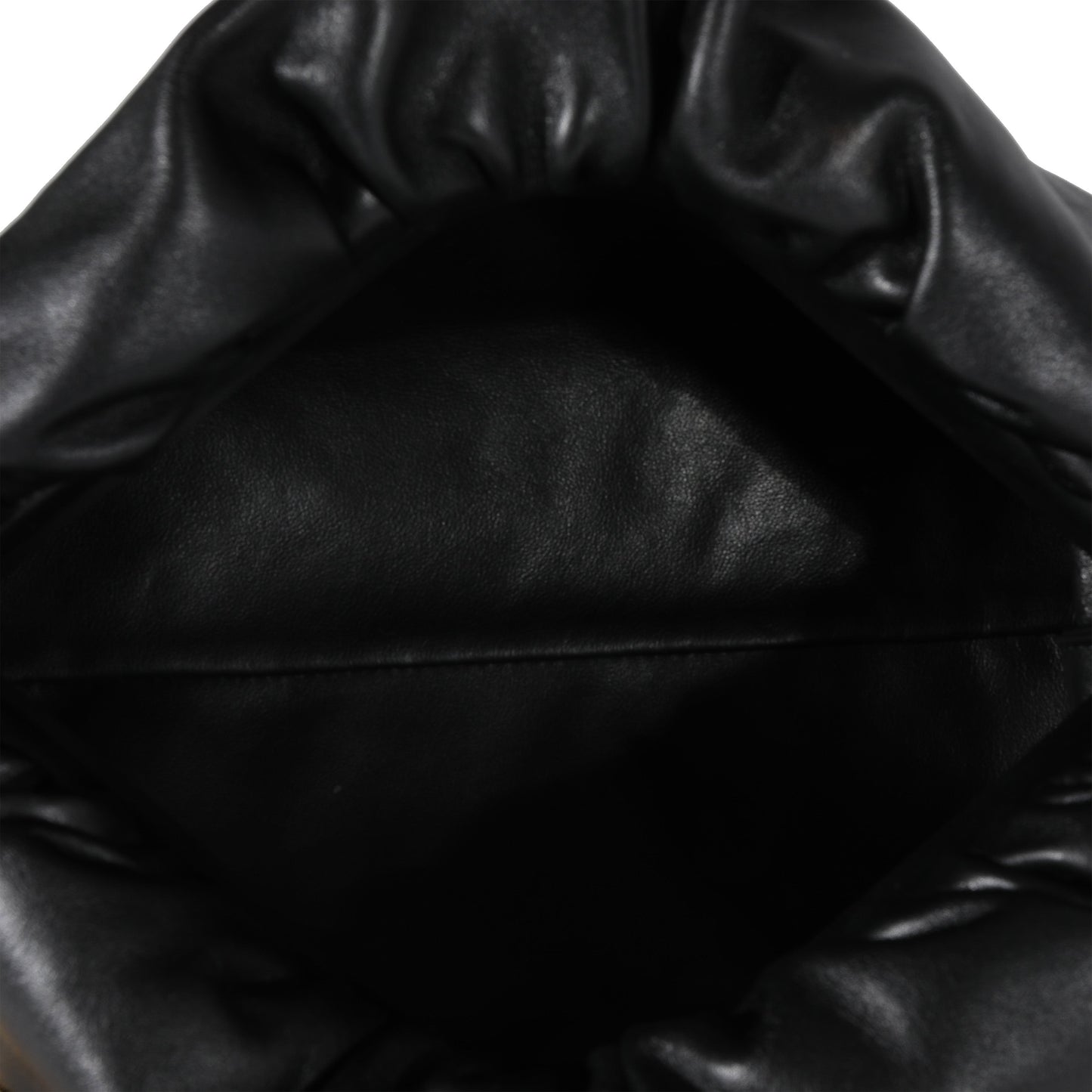 Luxury Bottega Veneta Black Calfskin Chain Pouch