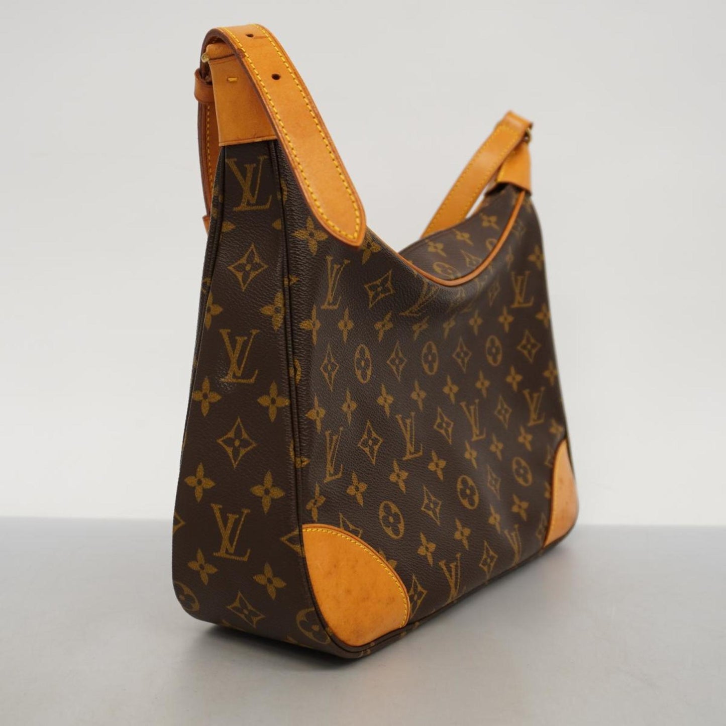 Louis Vuitton Boulogne  Canvas Shoulder Bag ()