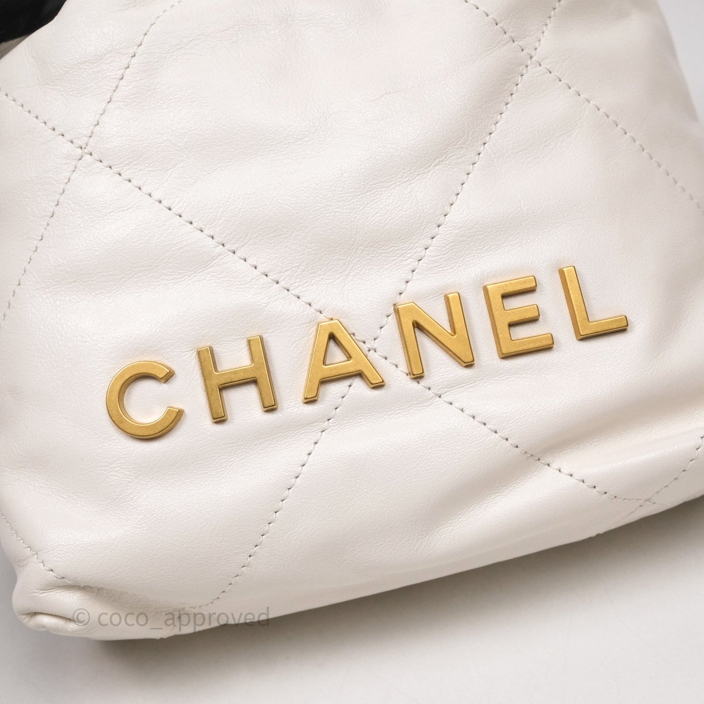 Chanel 22 Mini Bag White Calfskin Aged Gold Hardware