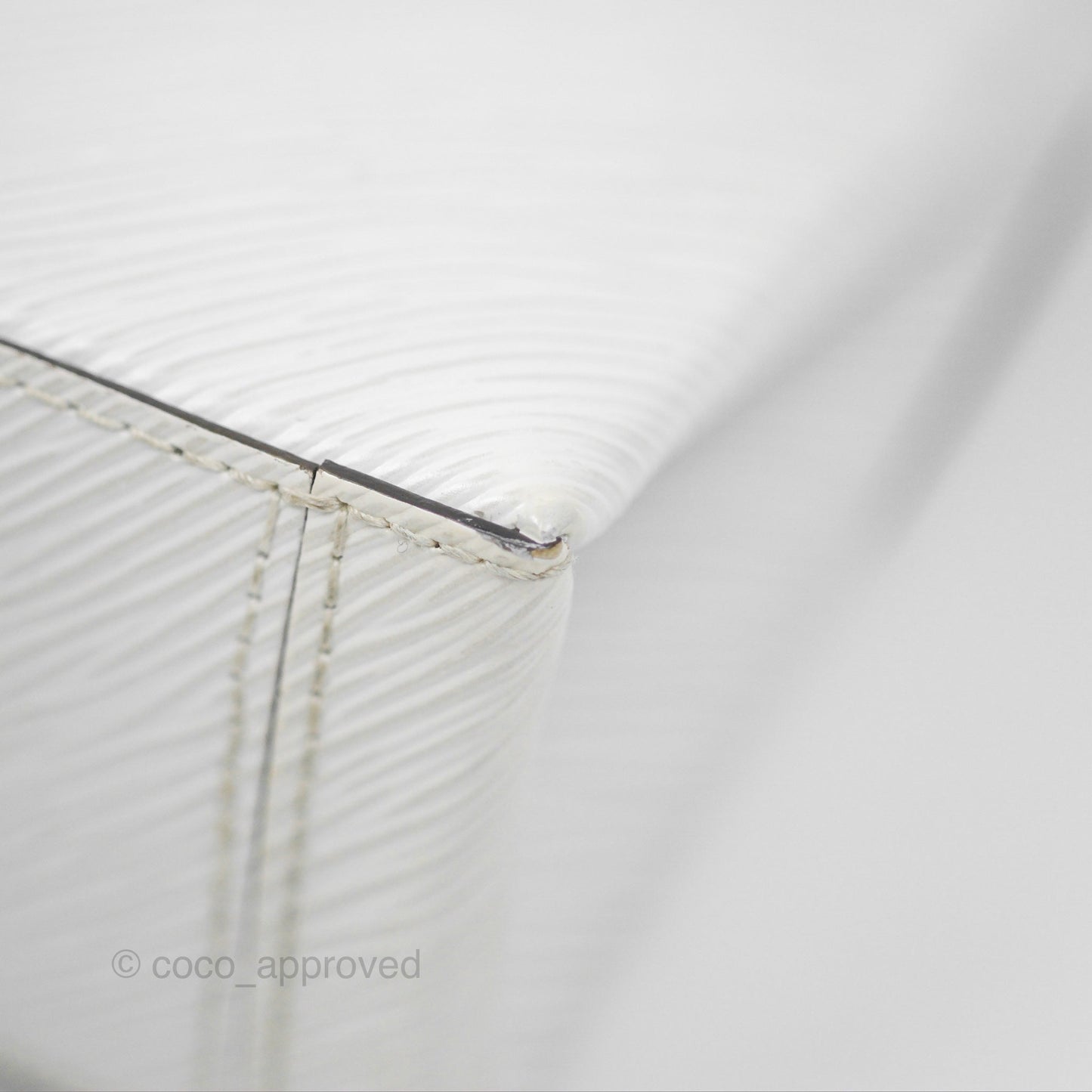 Louis Vuitton Locky BB White Epi