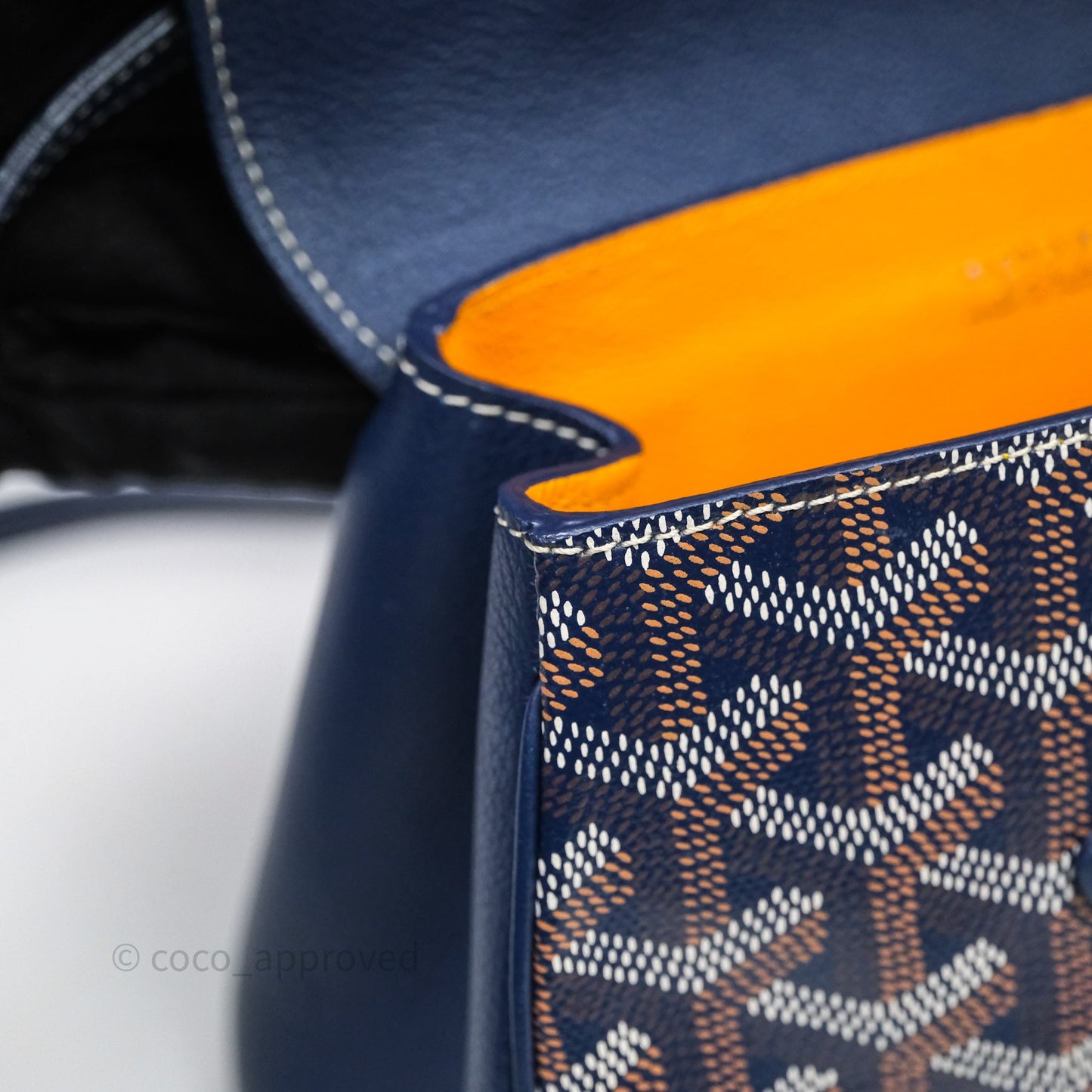 Goyard Saïgon Mini Bag Chevroches Calfskin Navy Silver Hardware