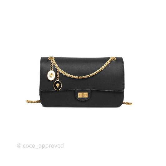Chanel Paris-Hamburg Charm Nude Reissue 2.55 Medallion Flap 226 Black Calfskin