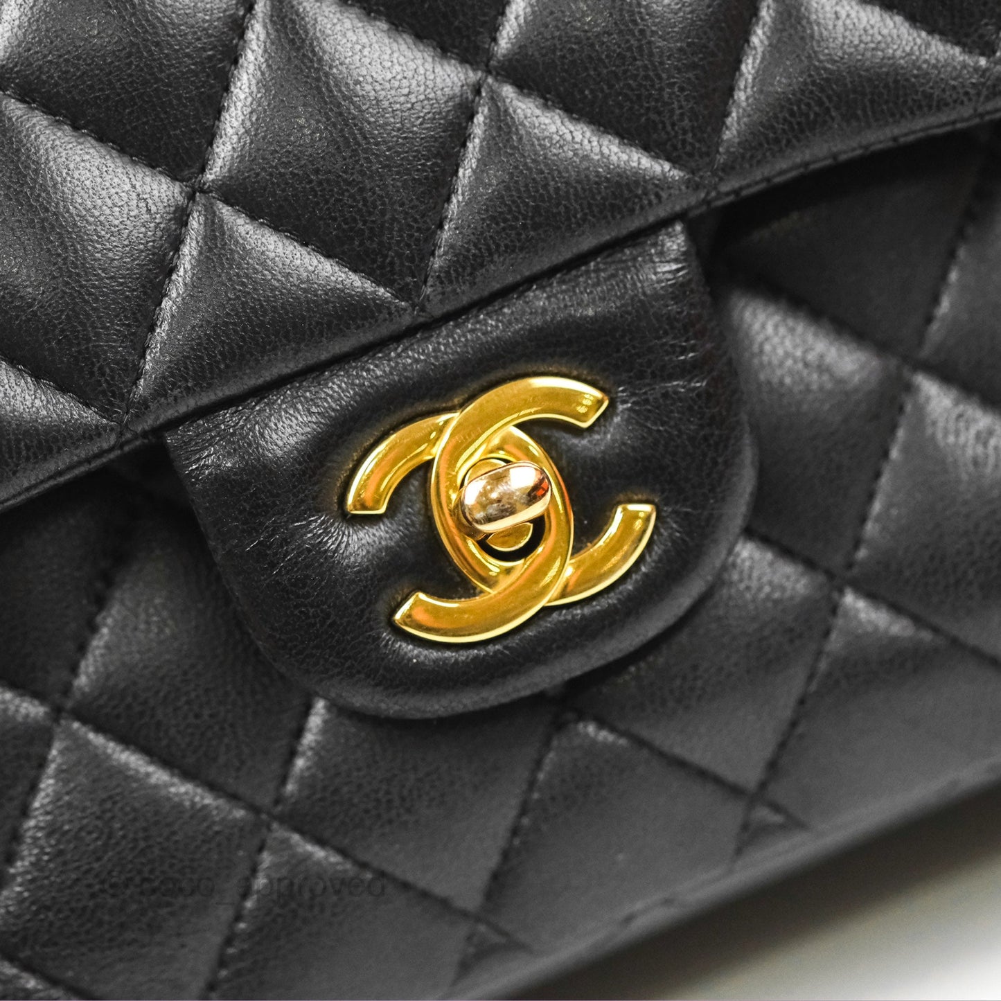 Chanel Classic M/L Medium Flap Quilted Black Lambskin Gold Hardware