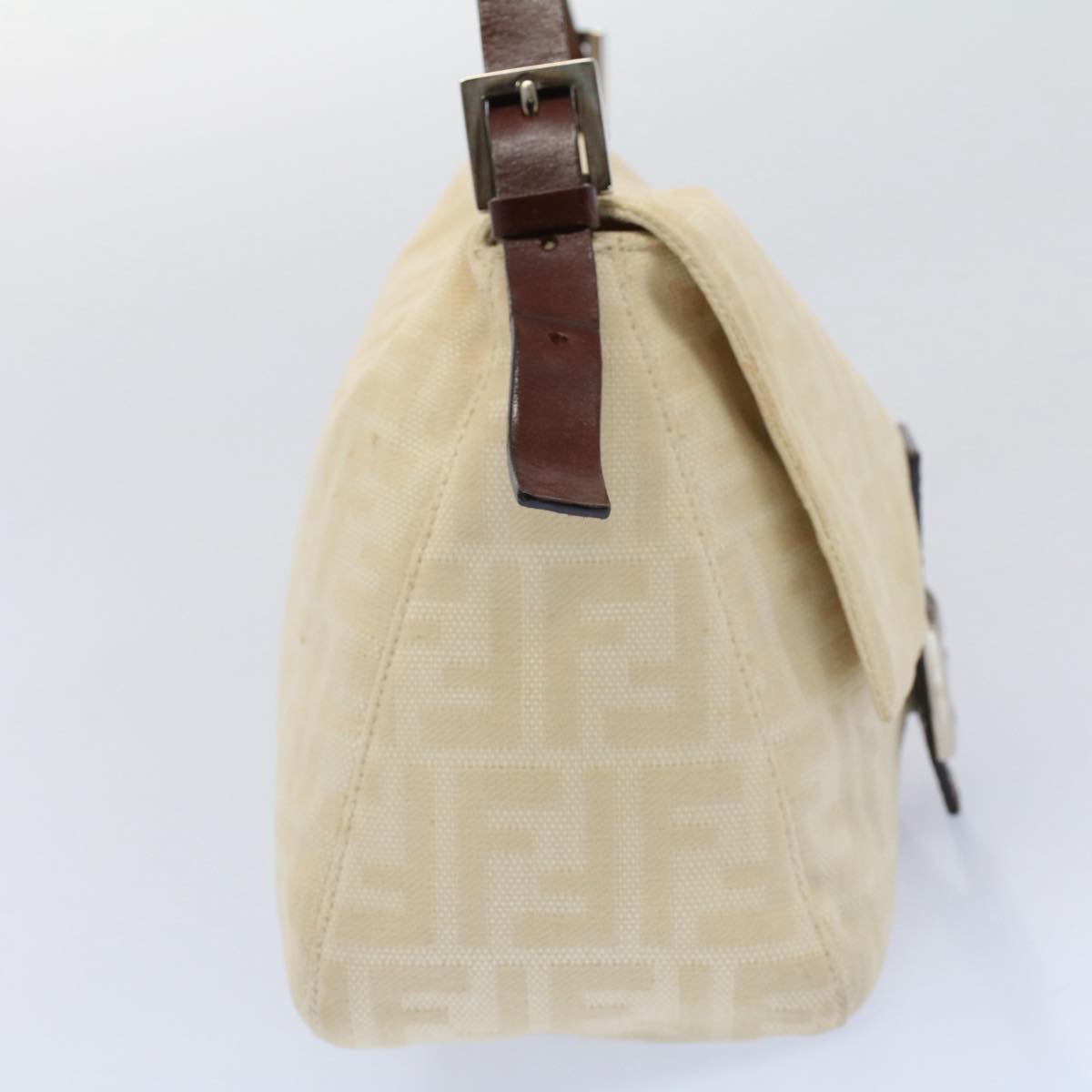 Luxury FendiMamma Baguette Shoulder Bag Beige52740