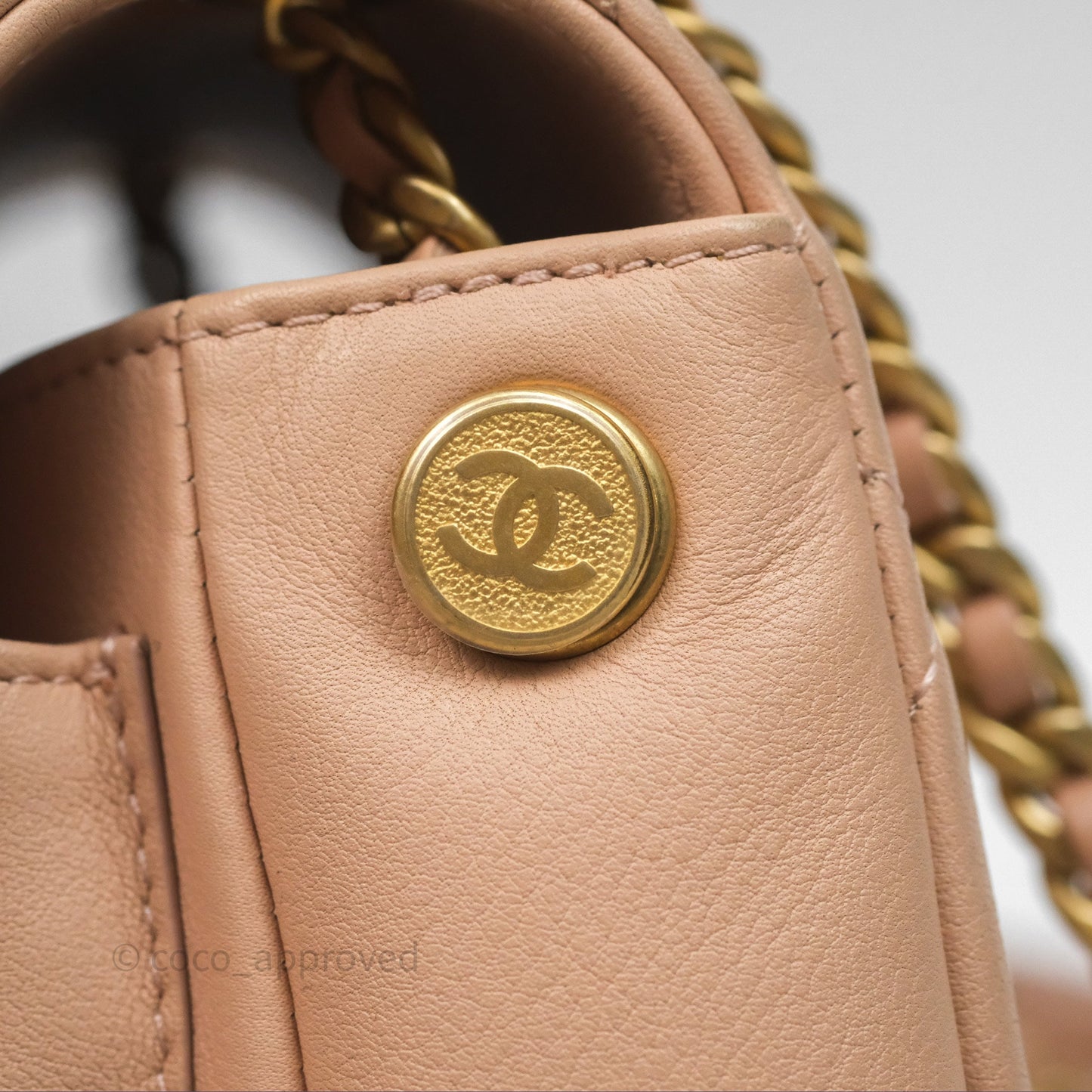 Chanel Messenger Bag Beige Pink Calfskin Aged Gold Hardware