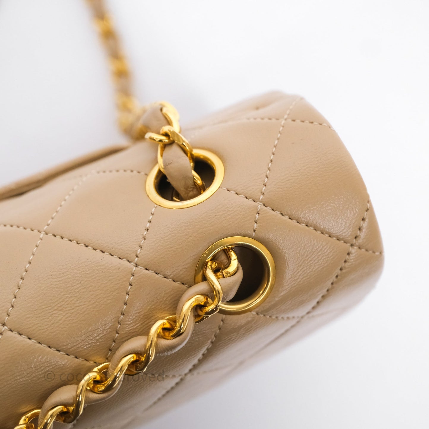 Chanel Vintage Medium Classic Flap Beige Lambskin 24K Gold Hardware