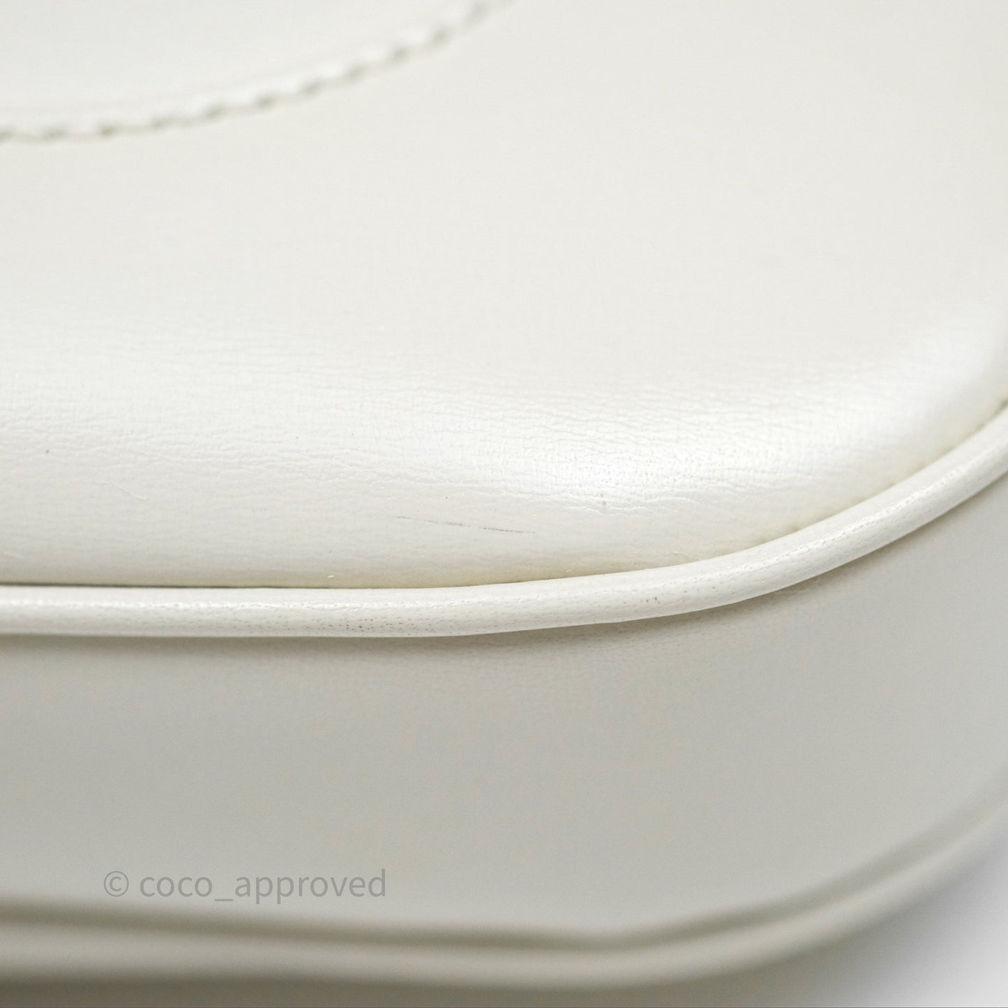 Gucci Jackie 1961 White Small Shoulder Bag Gold Hardware