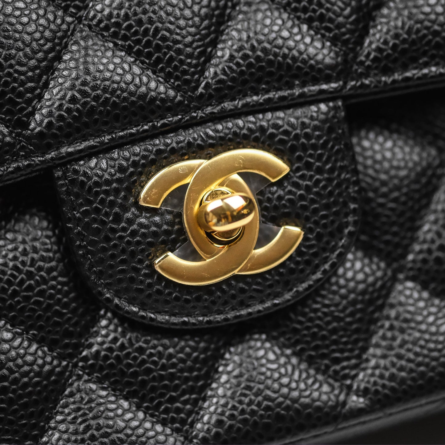 Chanel Classic M/L Medium Flap Quilted Black Caviar Gold Hardware