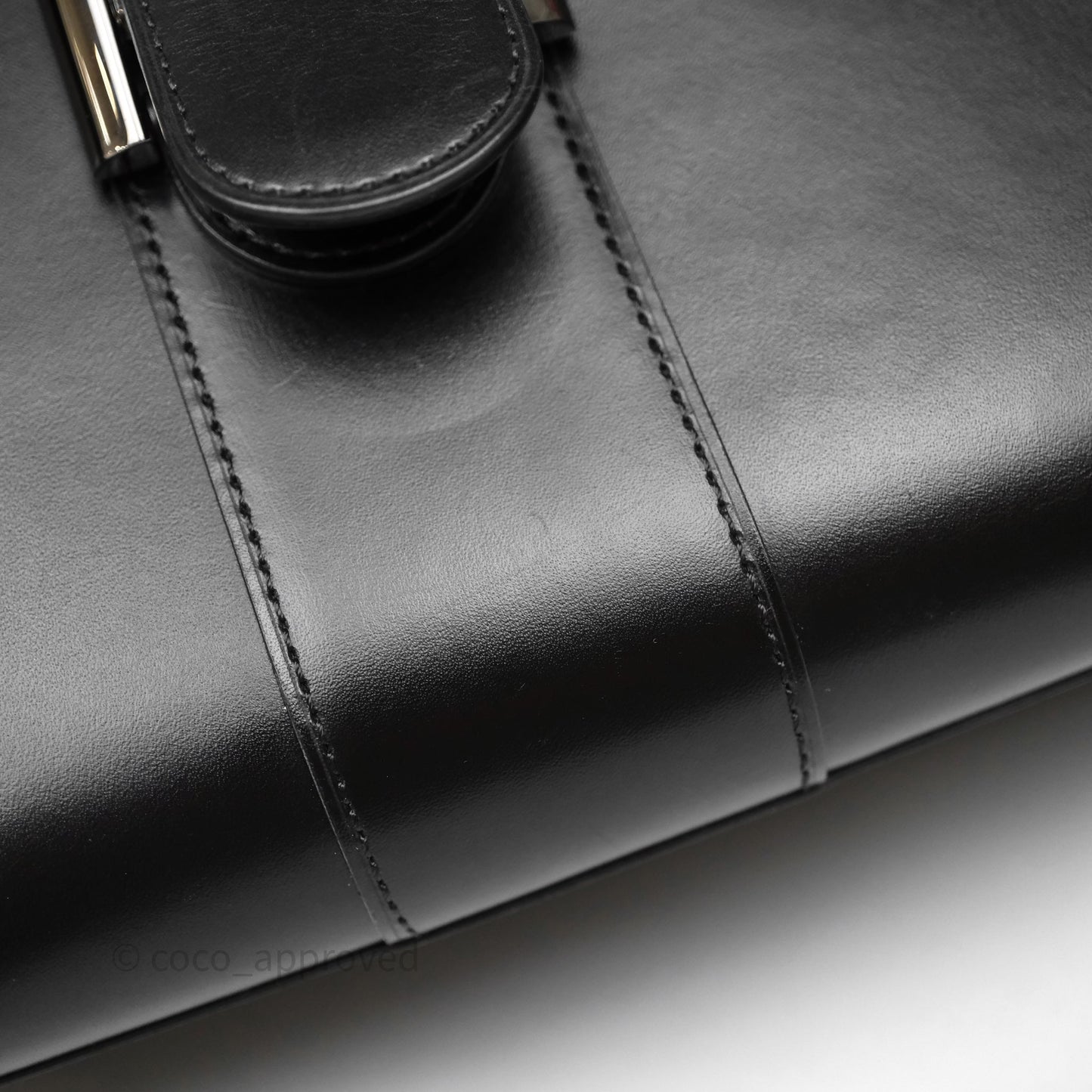 Delvaux Brillant MM Calfskin Black