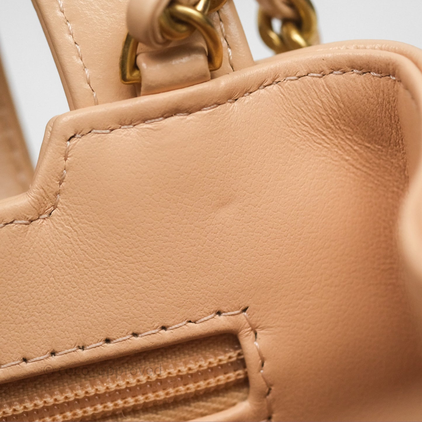 Chanel Kelly Bag Quilted Light Beige Shiny Crumpled Calfskin Aged Gold Hardware