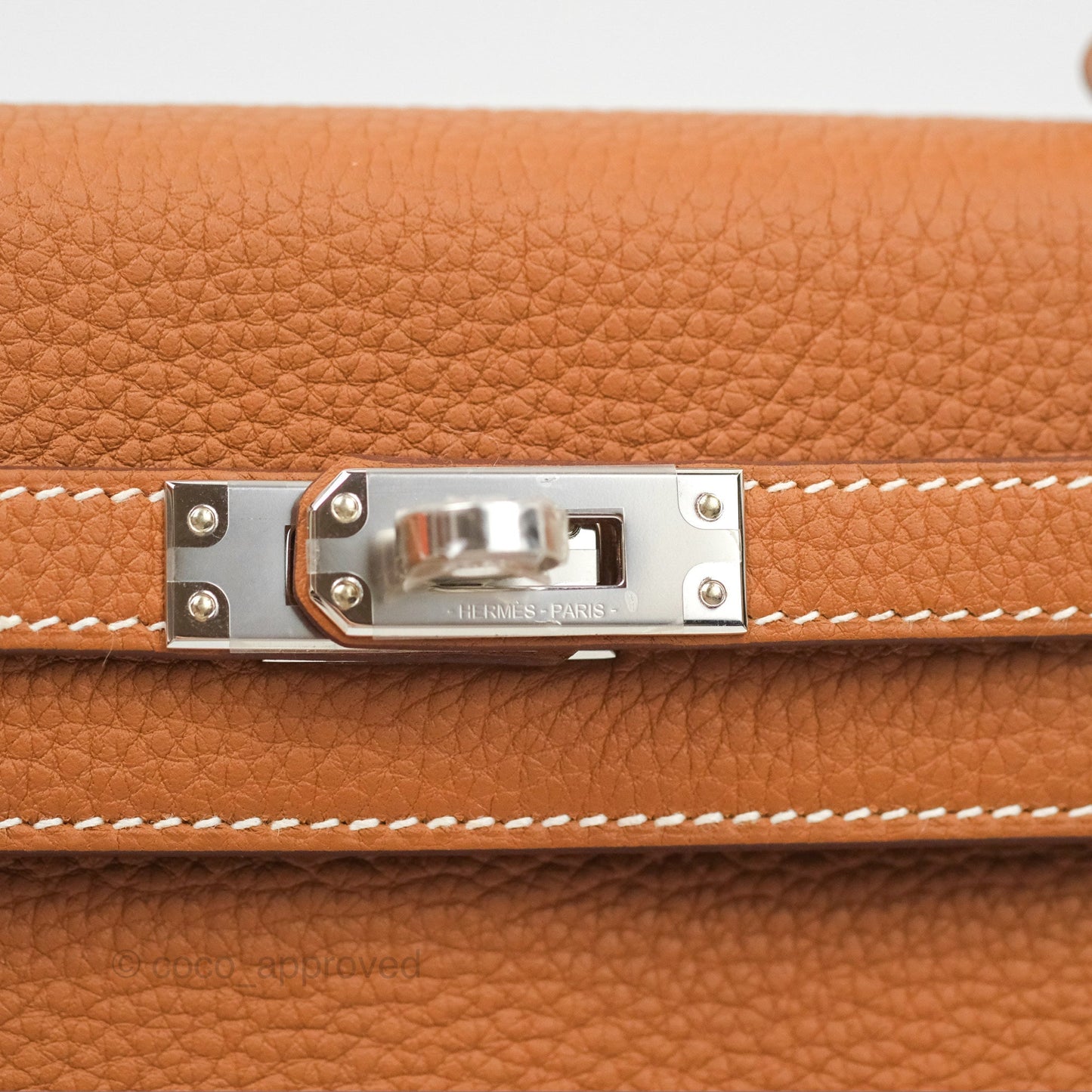 Hermès Retourne Kelly 25 Gold Togo Palladium Hardware