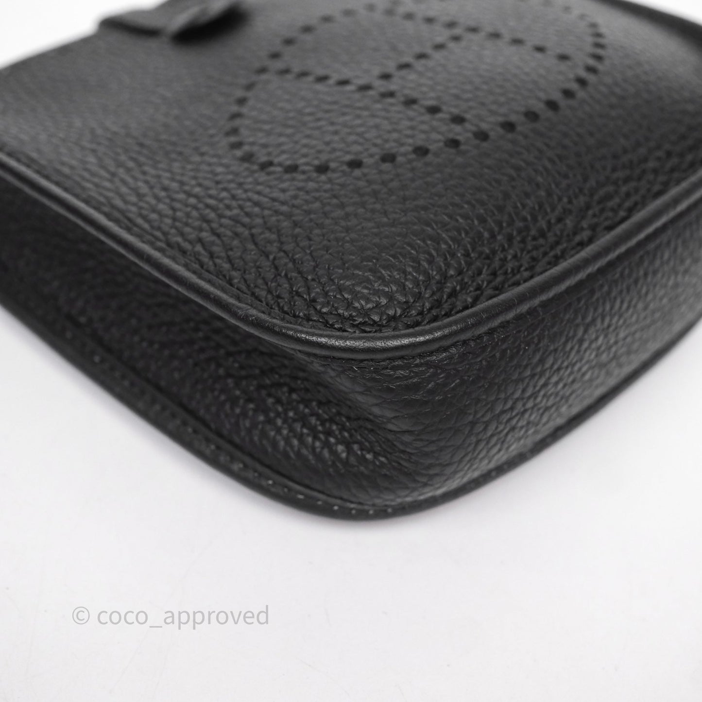 Hermès Mini Evelyne 16 Noir 89 Clemence Palladium Hardware
