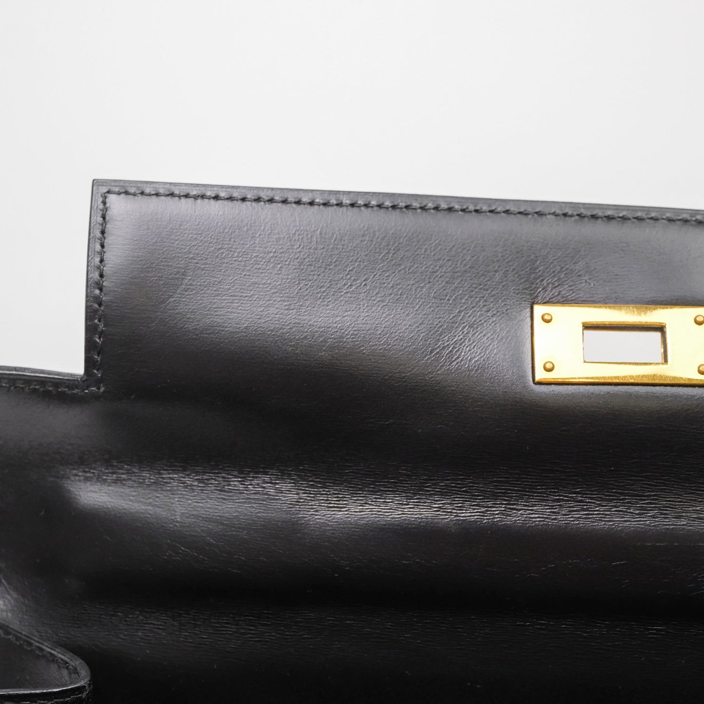 Hermès Vintage Kelly 28 Sellier Black Noir 89 Box Leather Gold Hardware