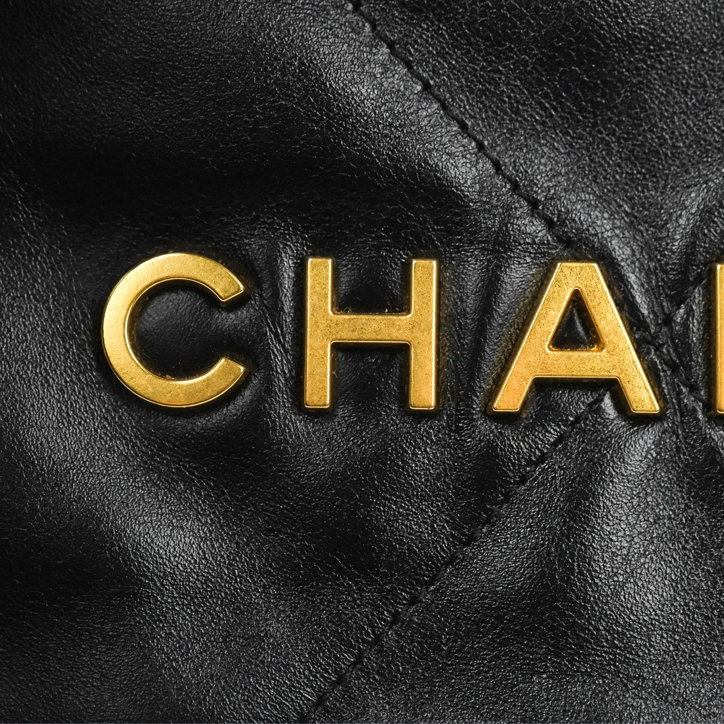 Chanel 22 Medium Black Shiny Calfskin Aged Gold Hardware