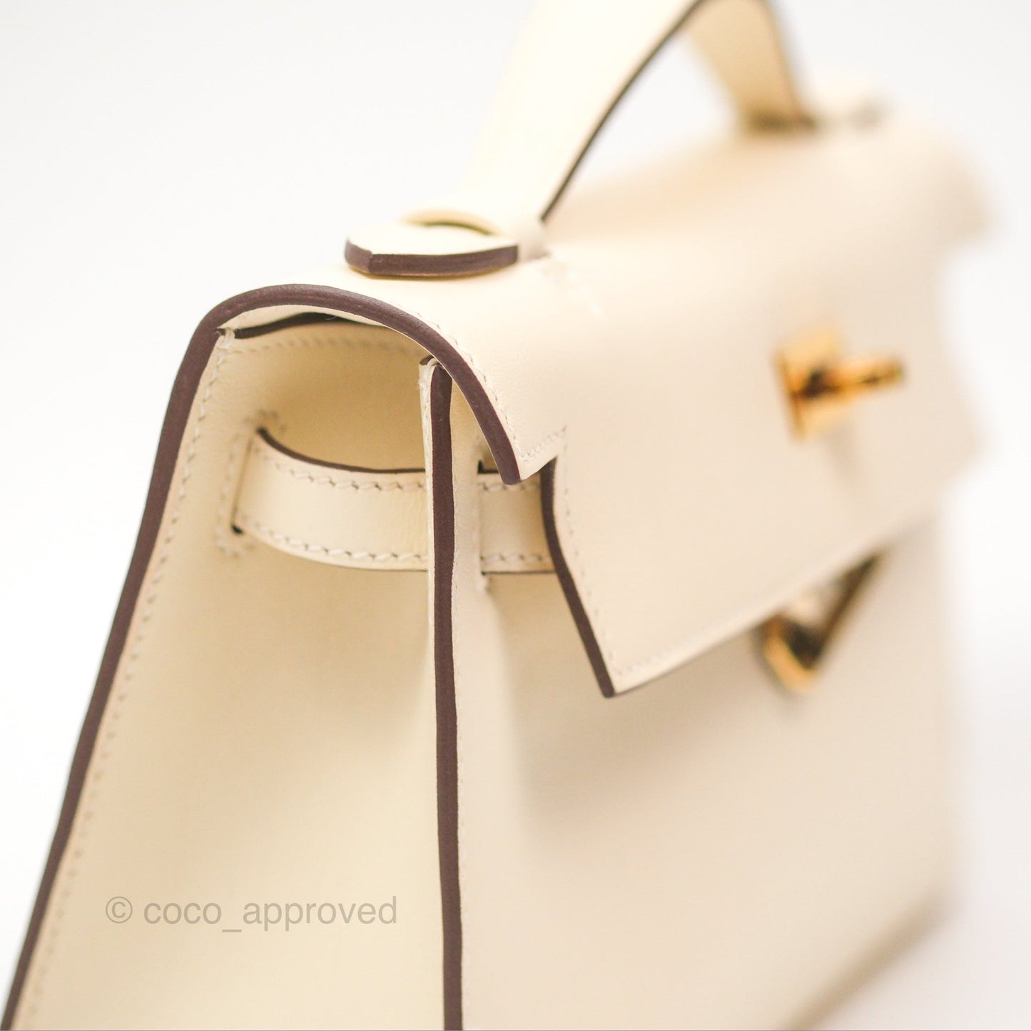 Hermès Kelly Mini Pochette Nata I2 Swift Gold Hardware