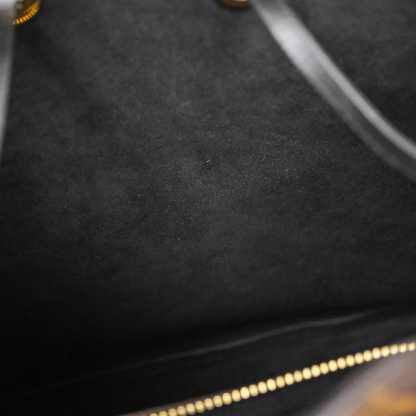 Louis Vuitton NéoNoé MM Black Monogram Canvas