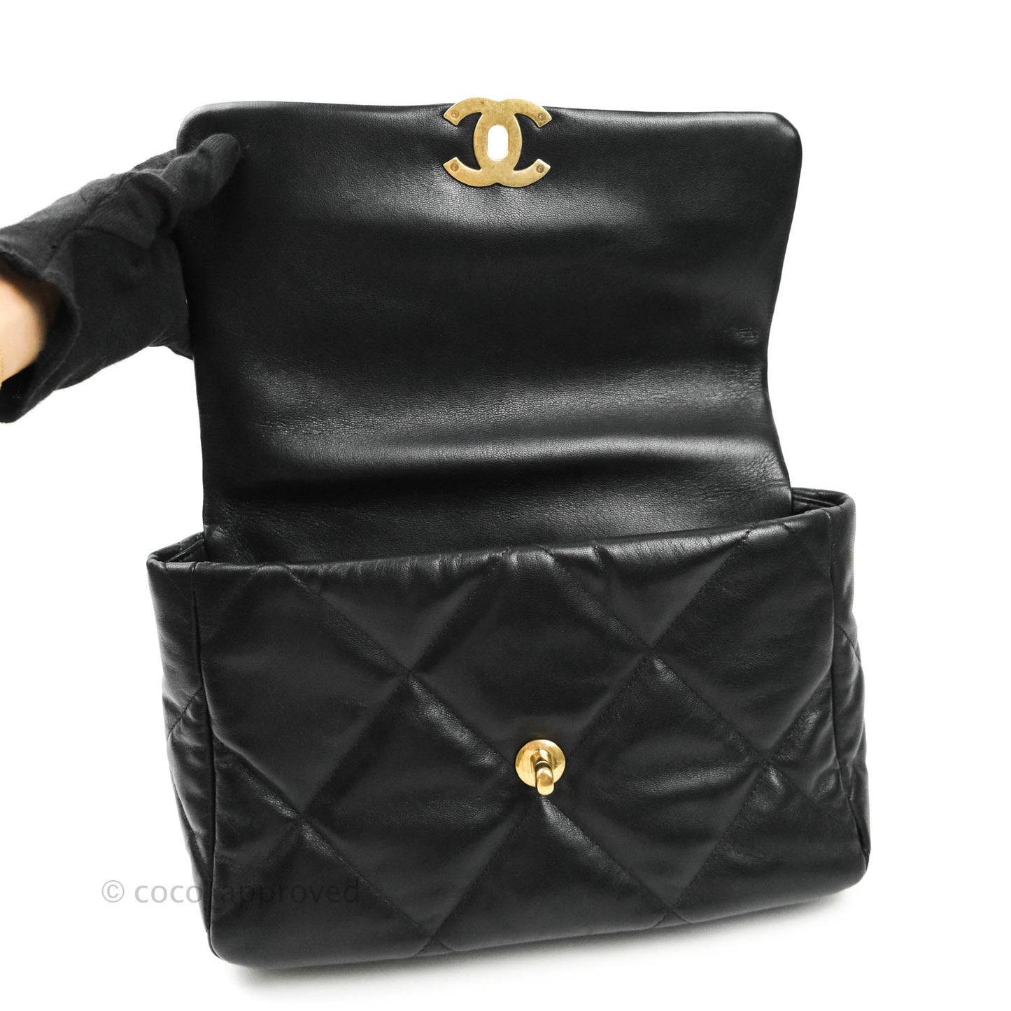 Chanel 19 Medium Black Mixed Hardware